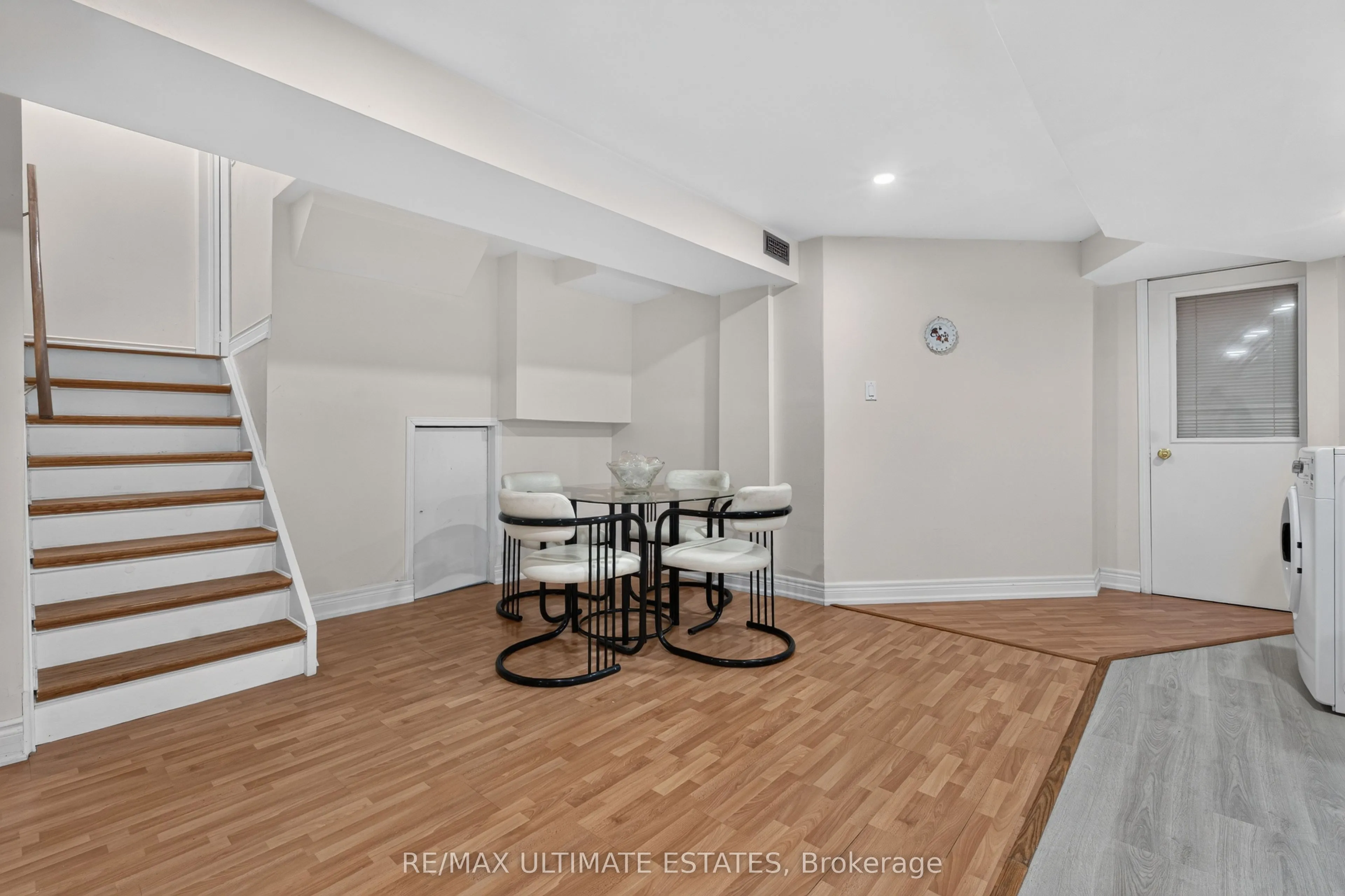 22 Copperstone Crescent