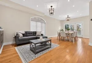 22 Copperstone Crescent