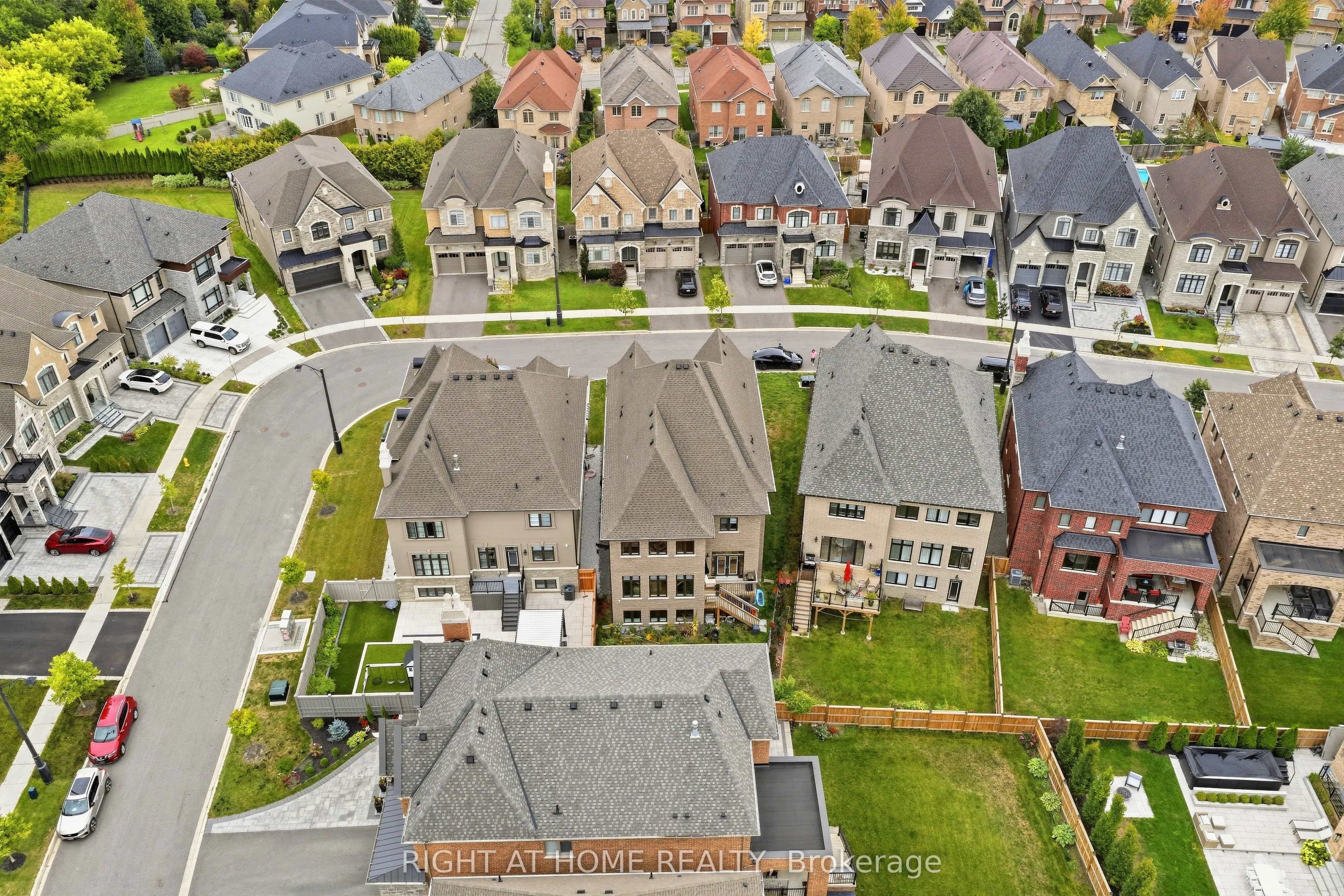 18 Casavant Court