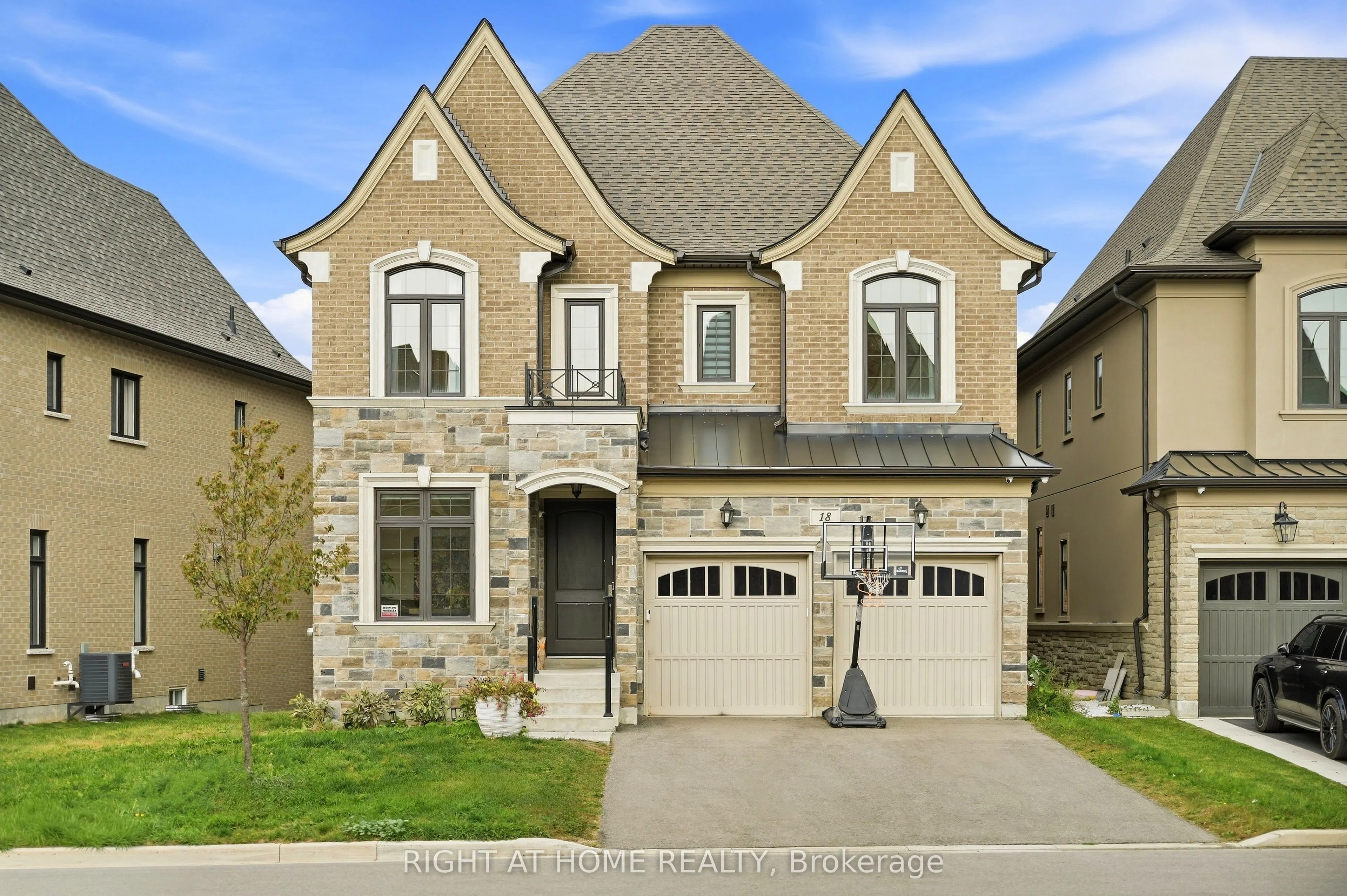18 Casavant Court