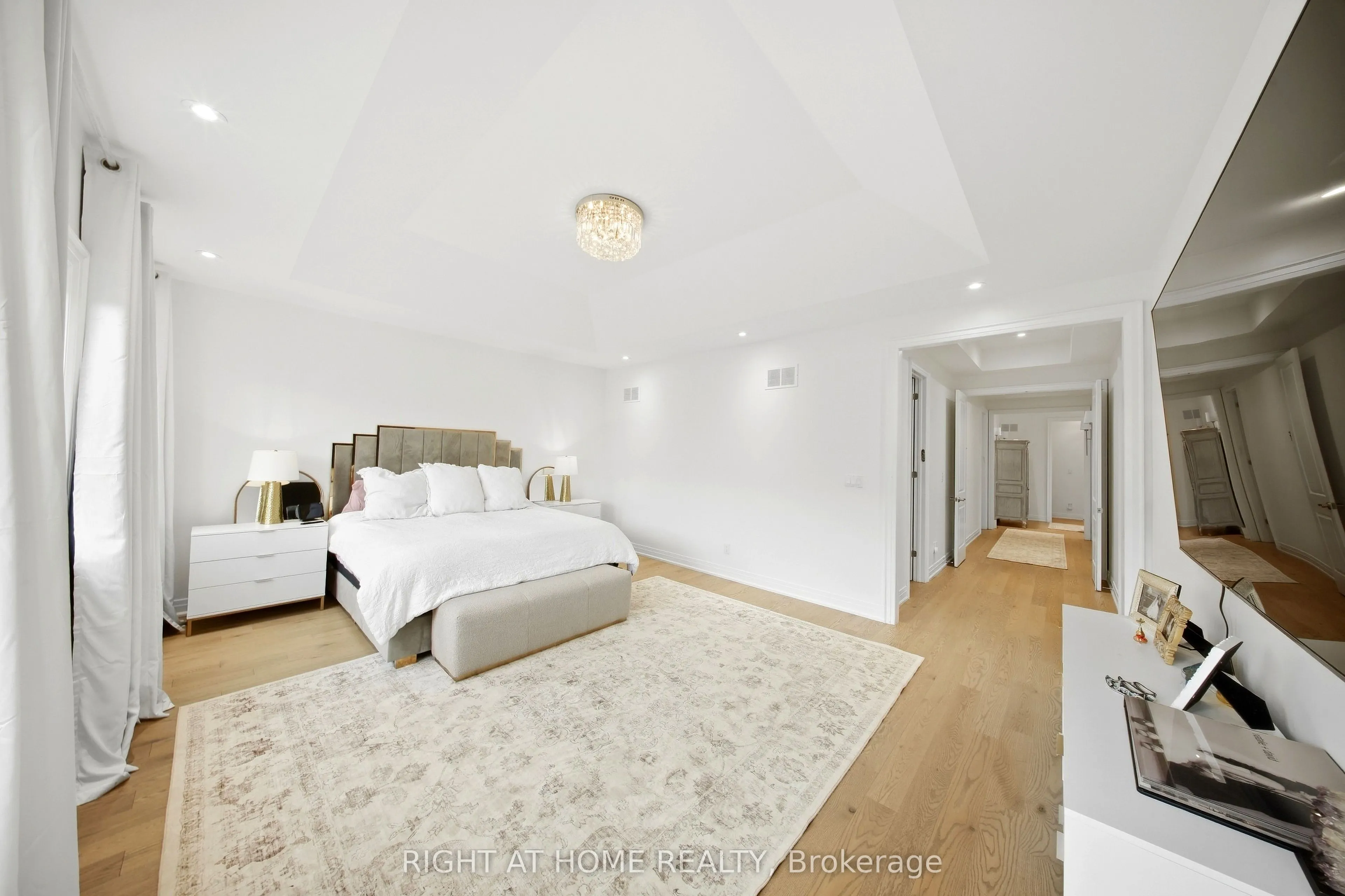 18 Casavant Court