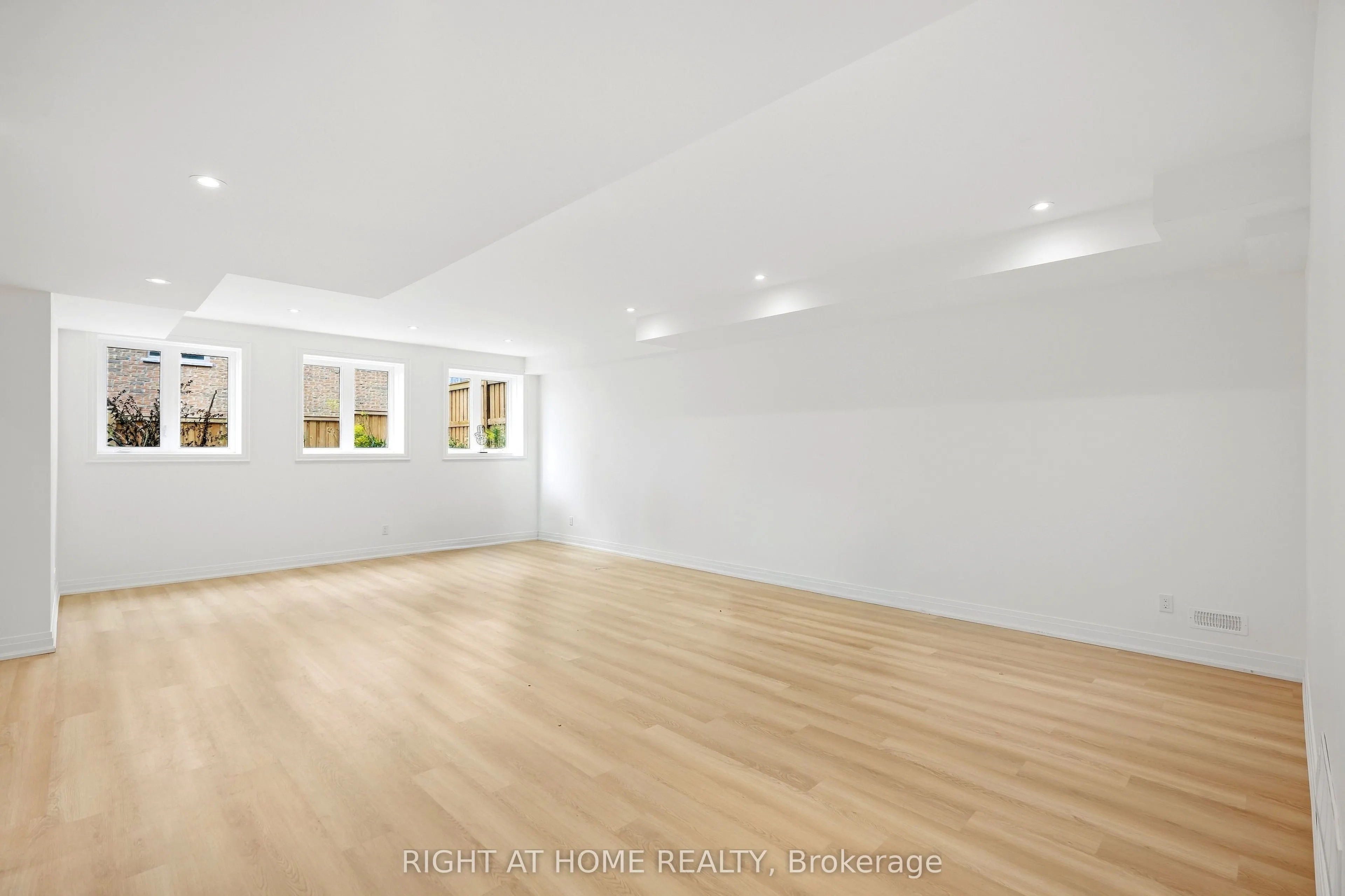 18 Casavant Court