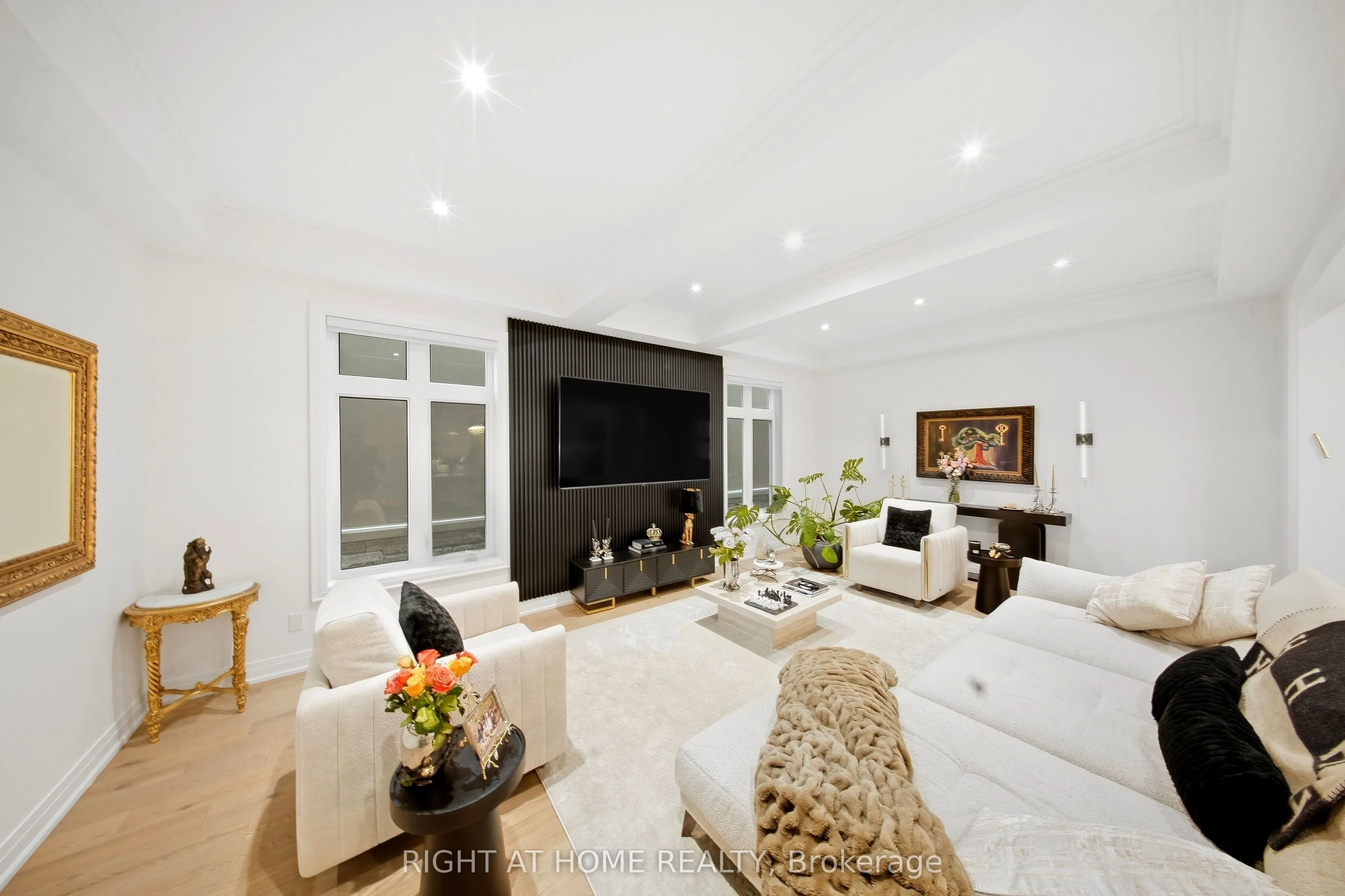 18 Casavant Court