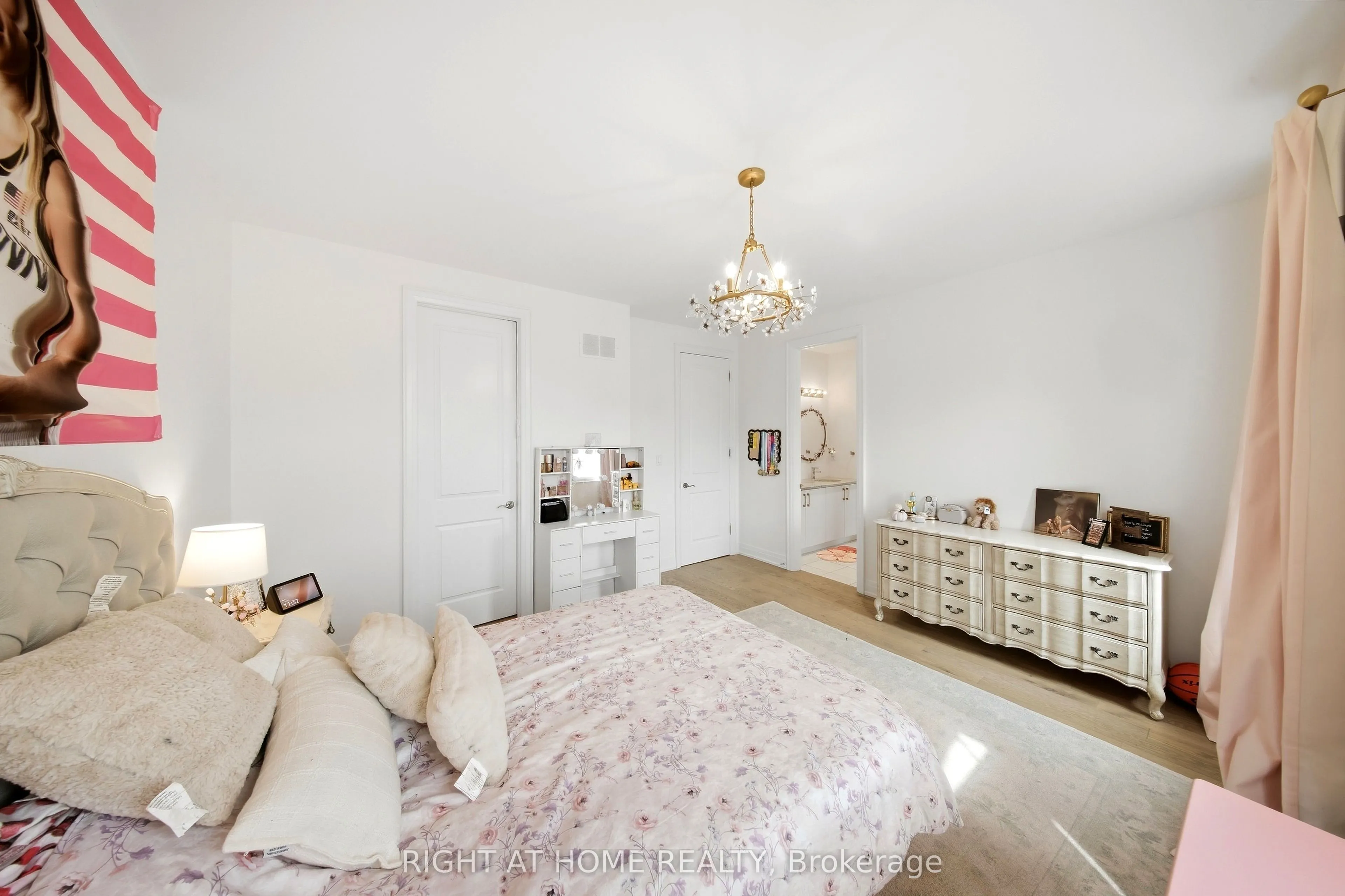 18 Casavant Court