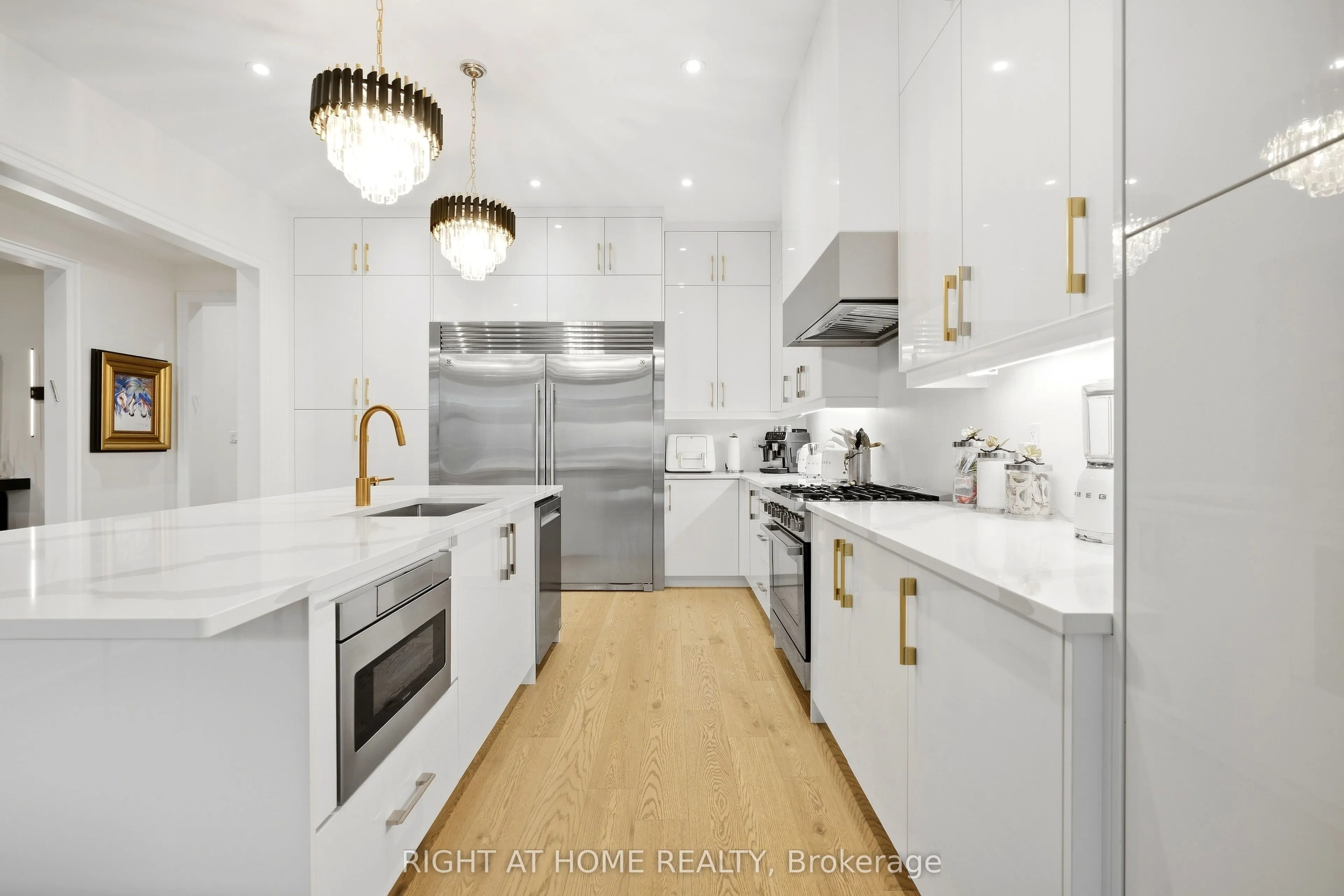 18 Casavant Court