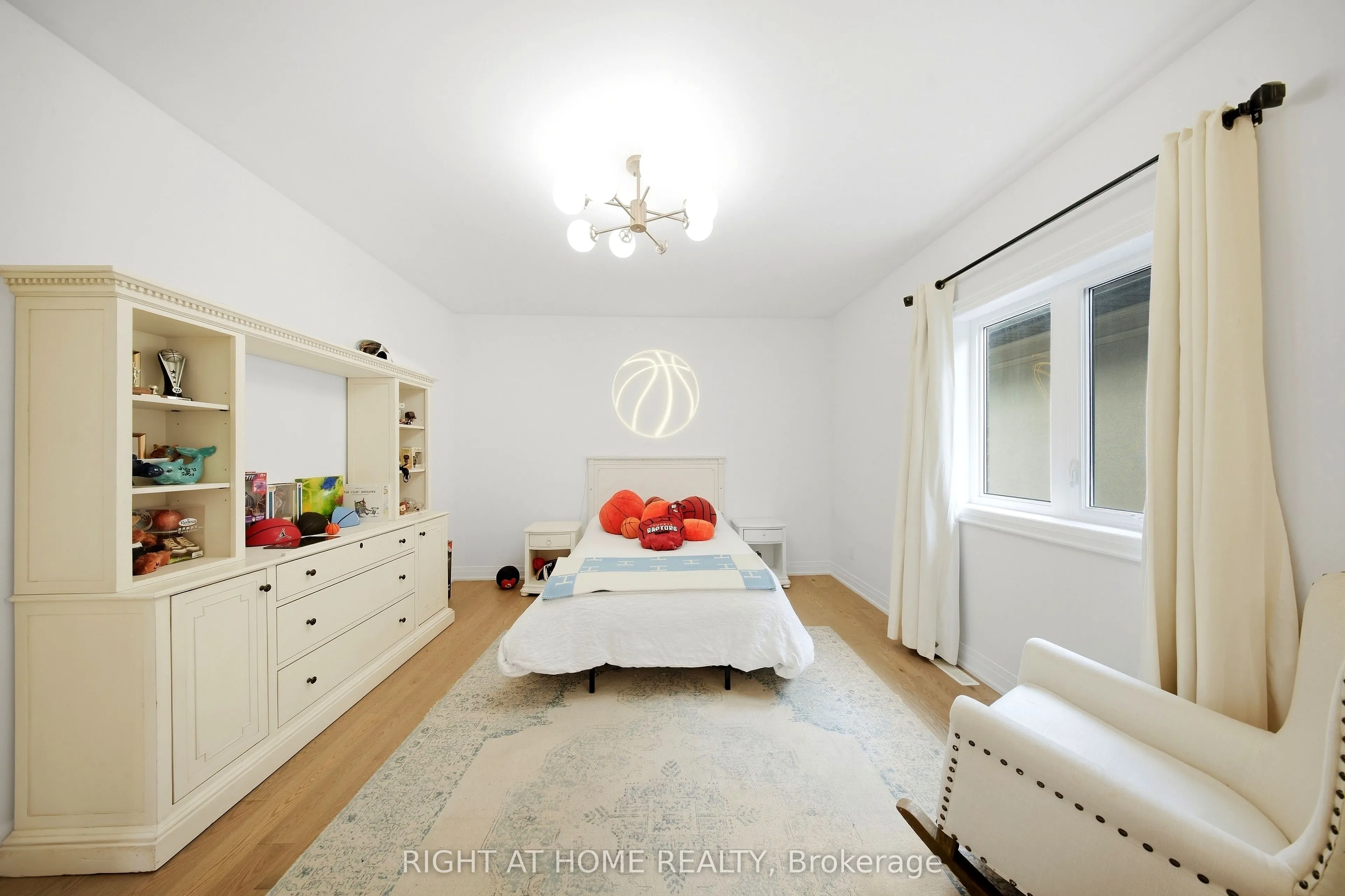 18 Casavant Court