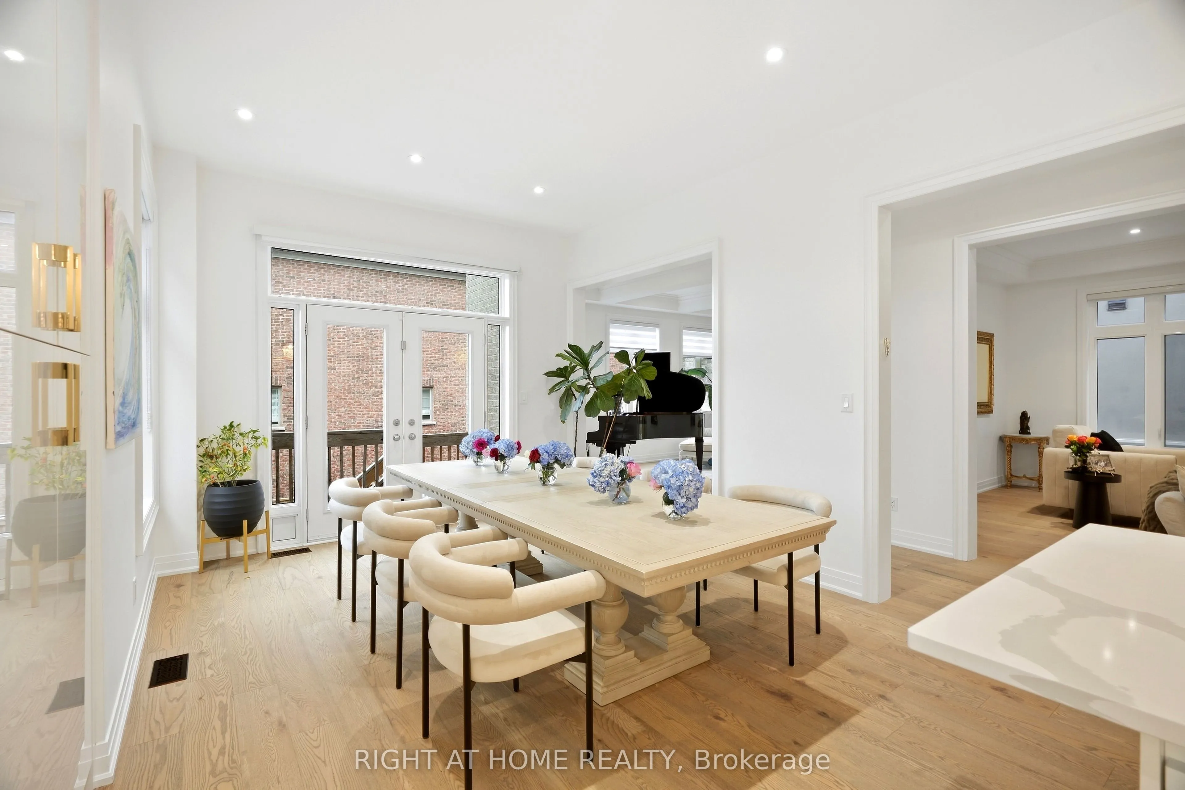 18 Casavant Court
