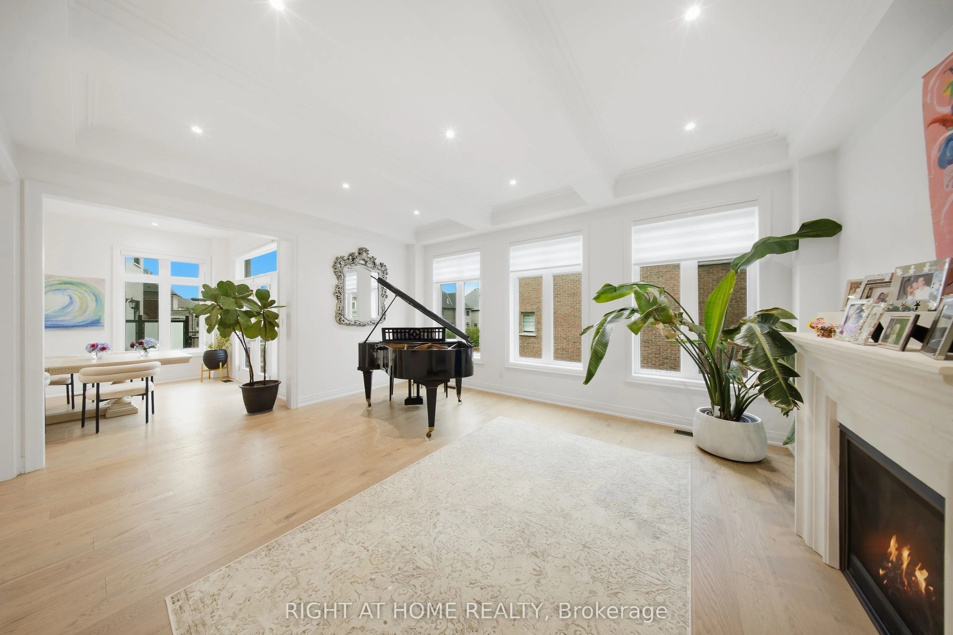 18 Casavant Court