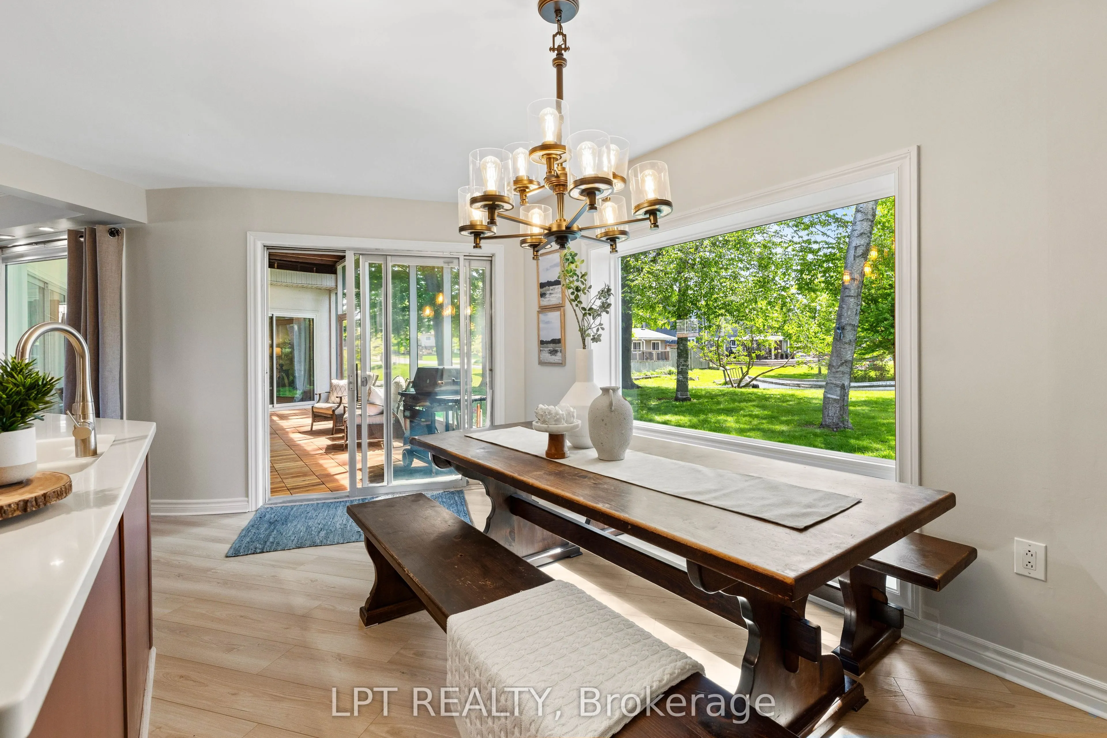 204 The Queensway S