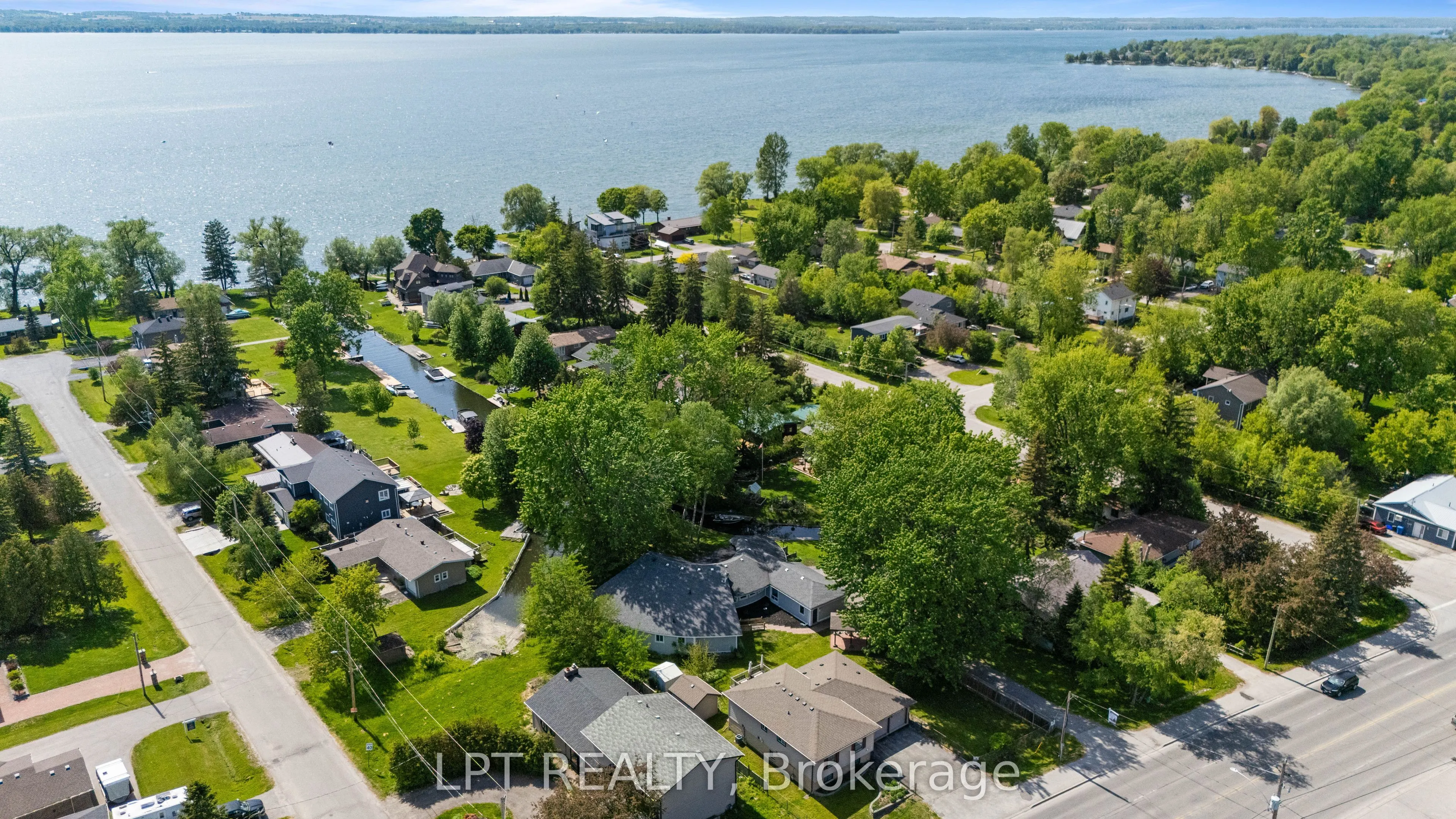 204 The Queensway S