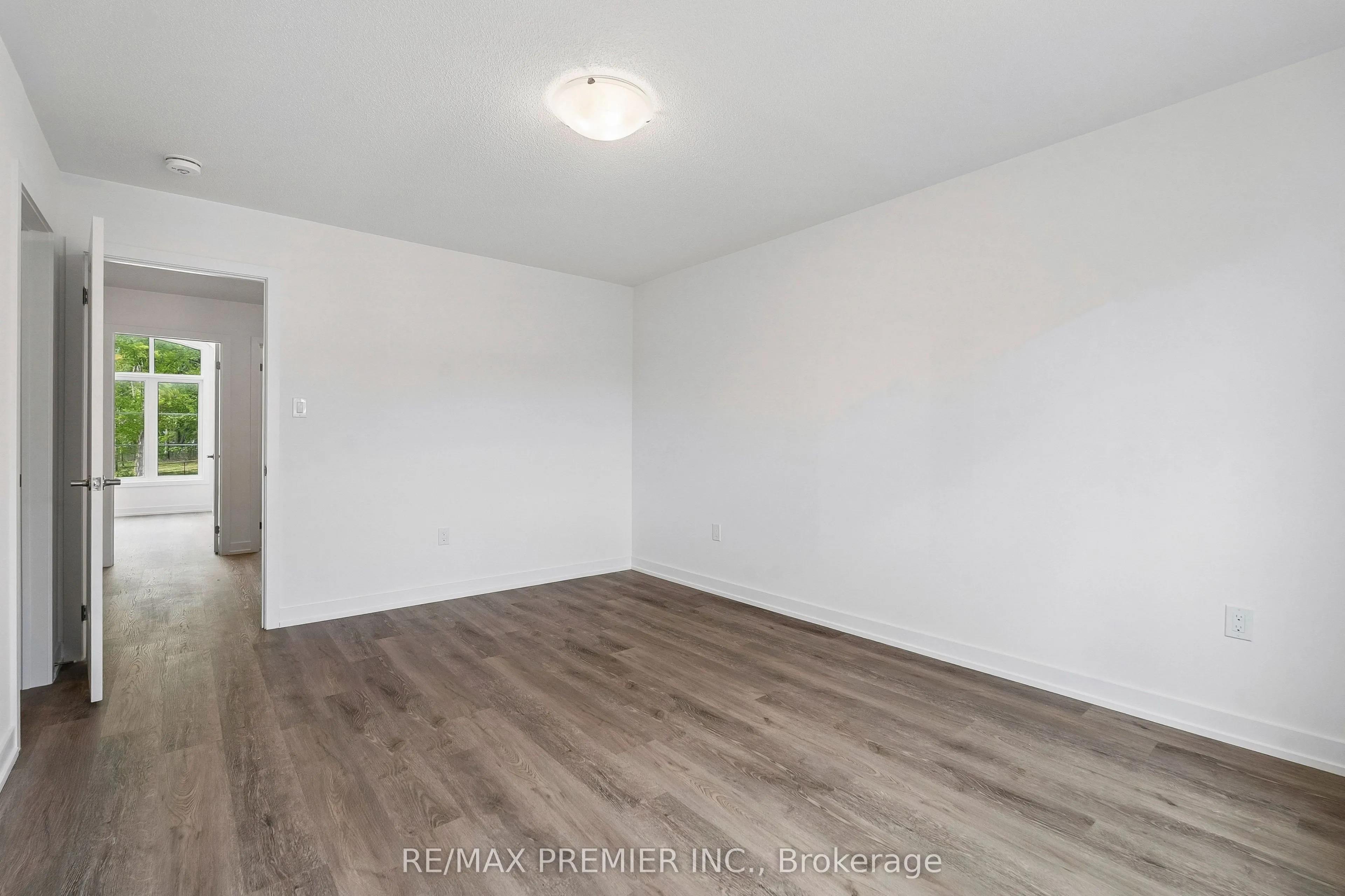29 Lyall Stokes Circle