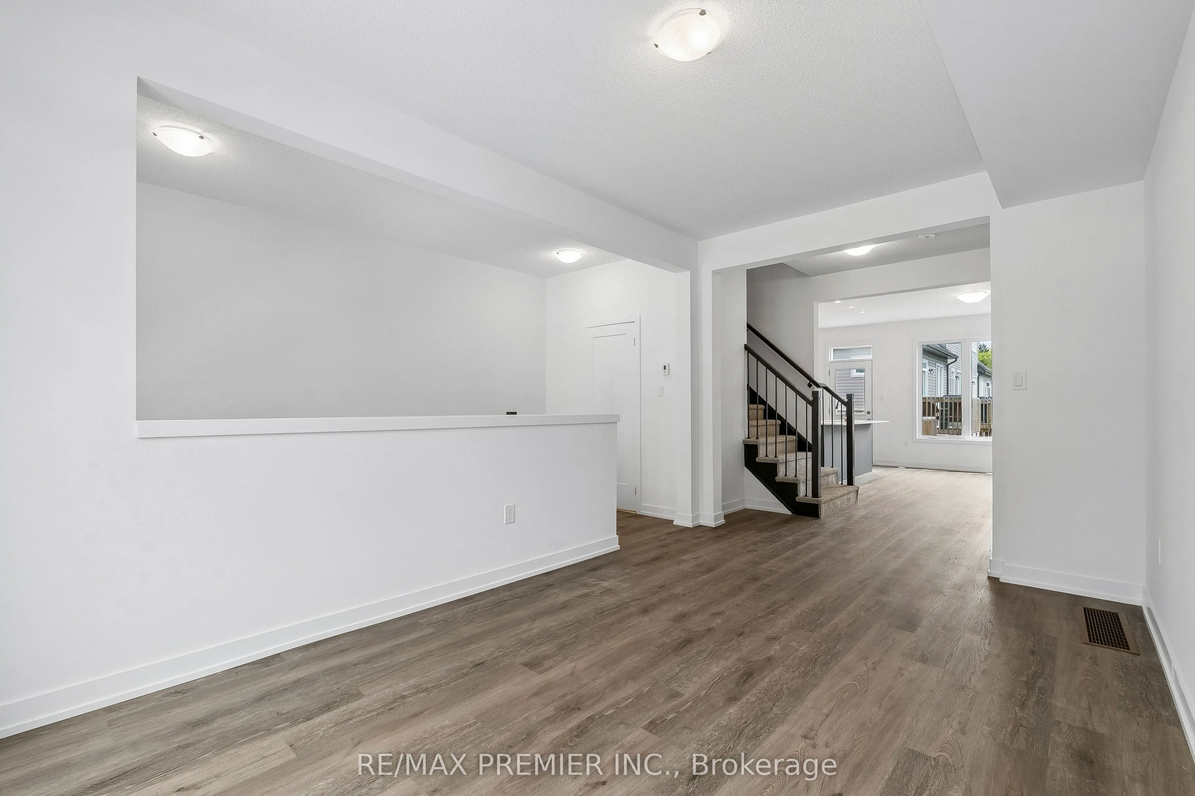 29 Lyall Stokes Circle