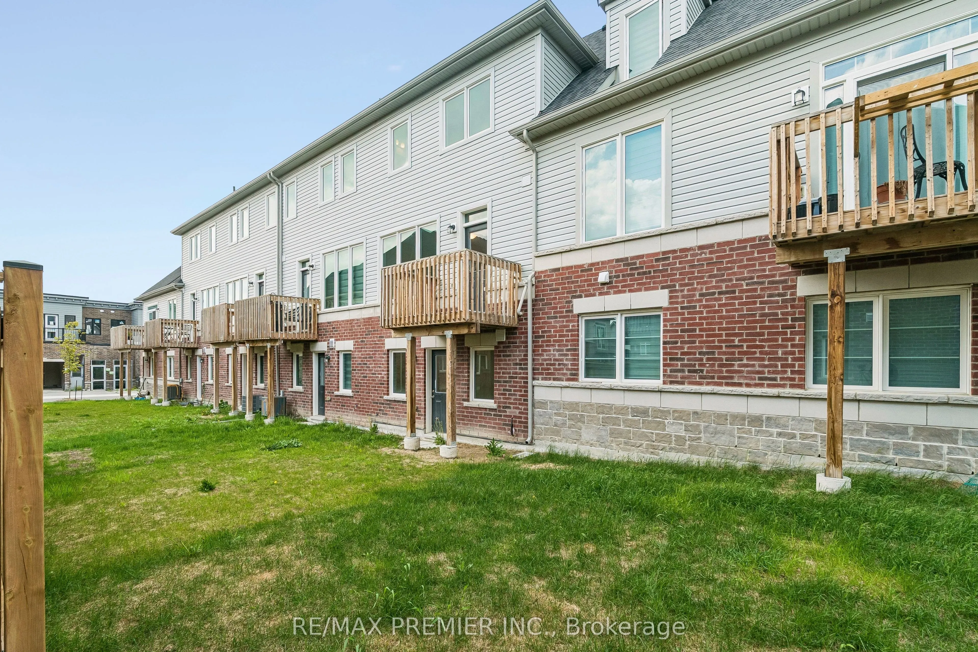 29 Lyall Stokes Circle