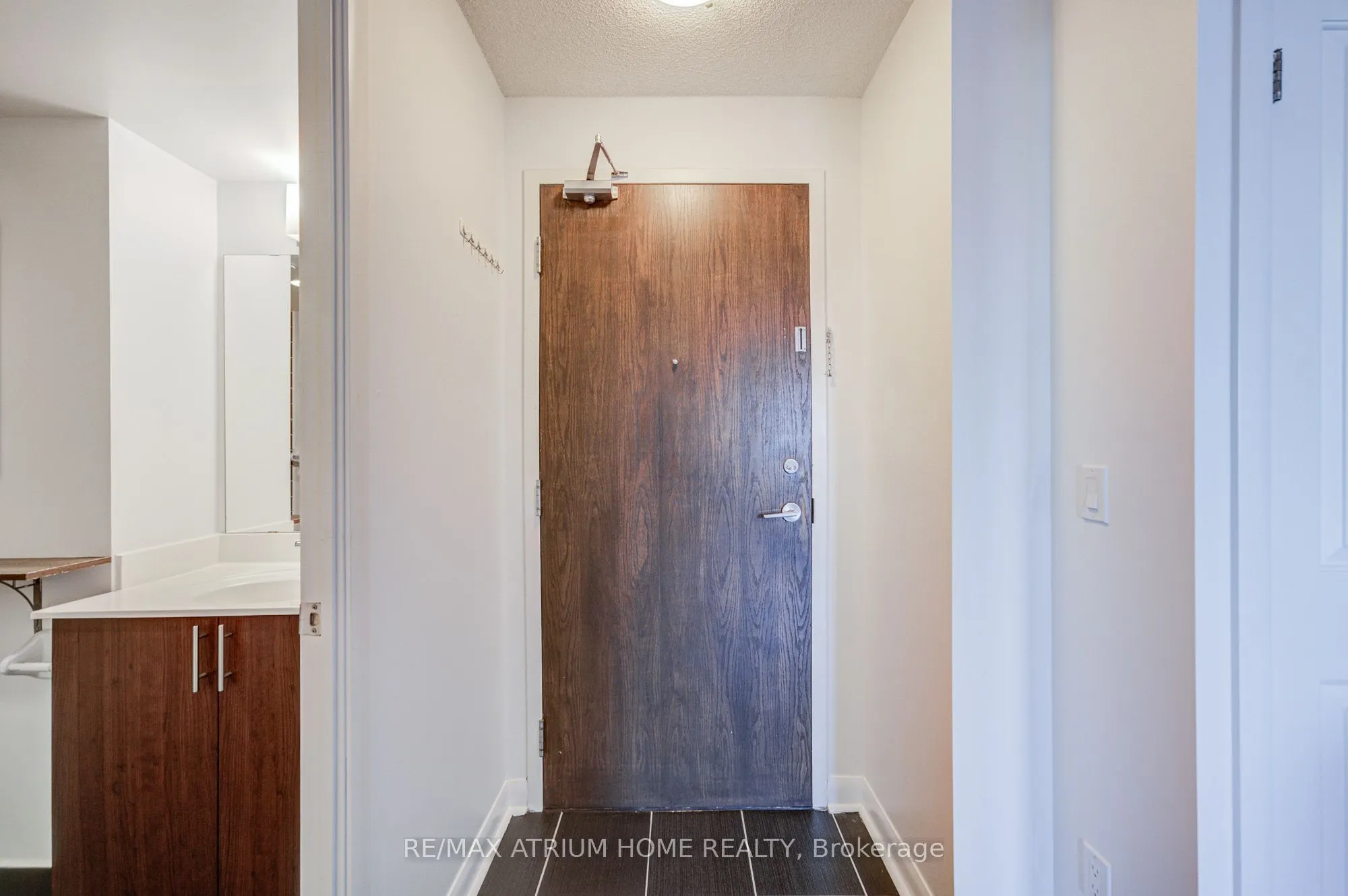 75 Norman Bethune Avenue #904