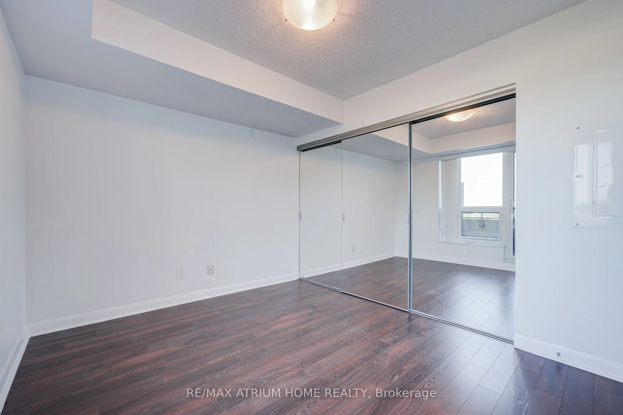 75 Norman Bethune Avenue #904