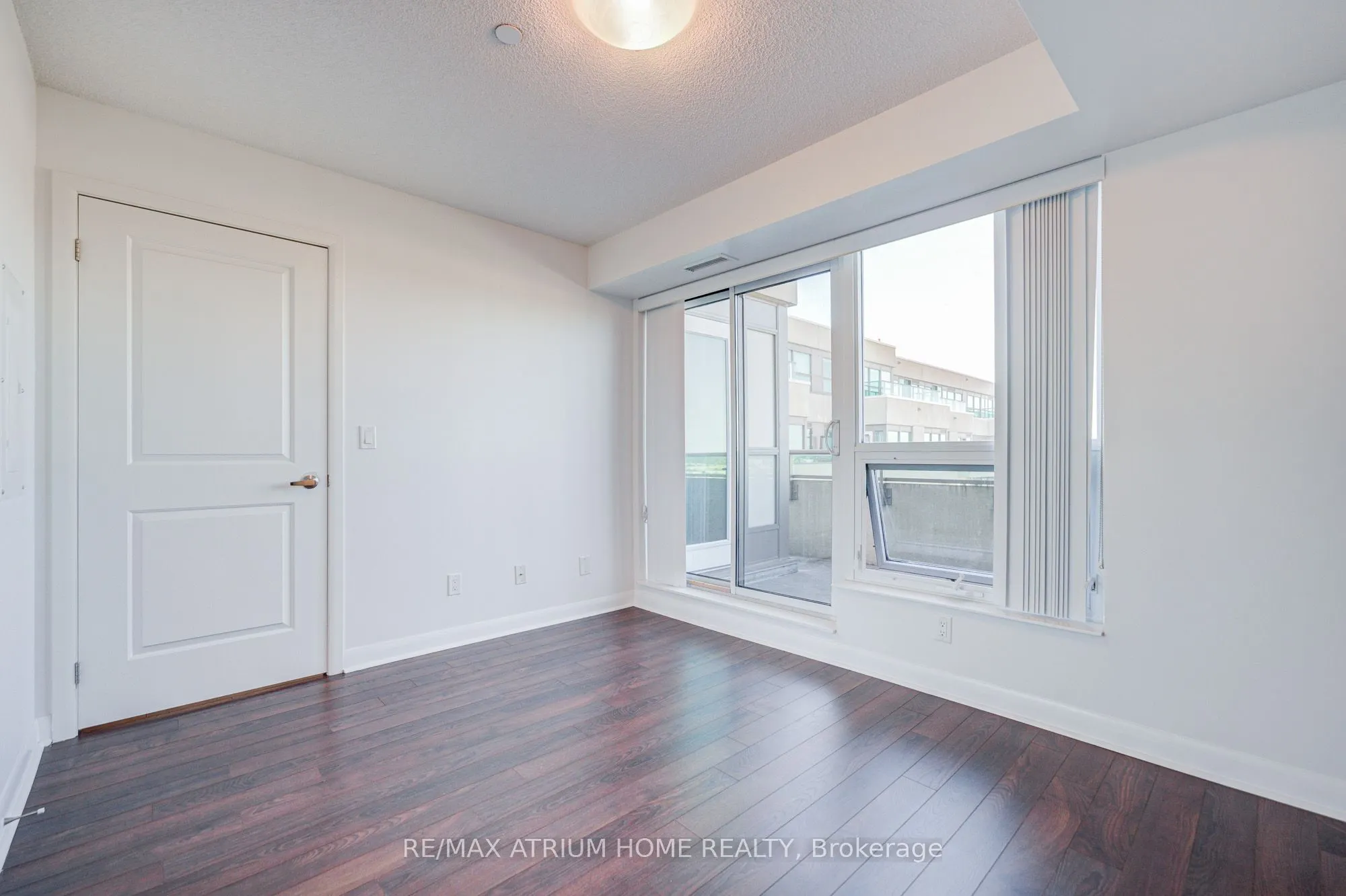 75 Norman Bethune Avenue #904
