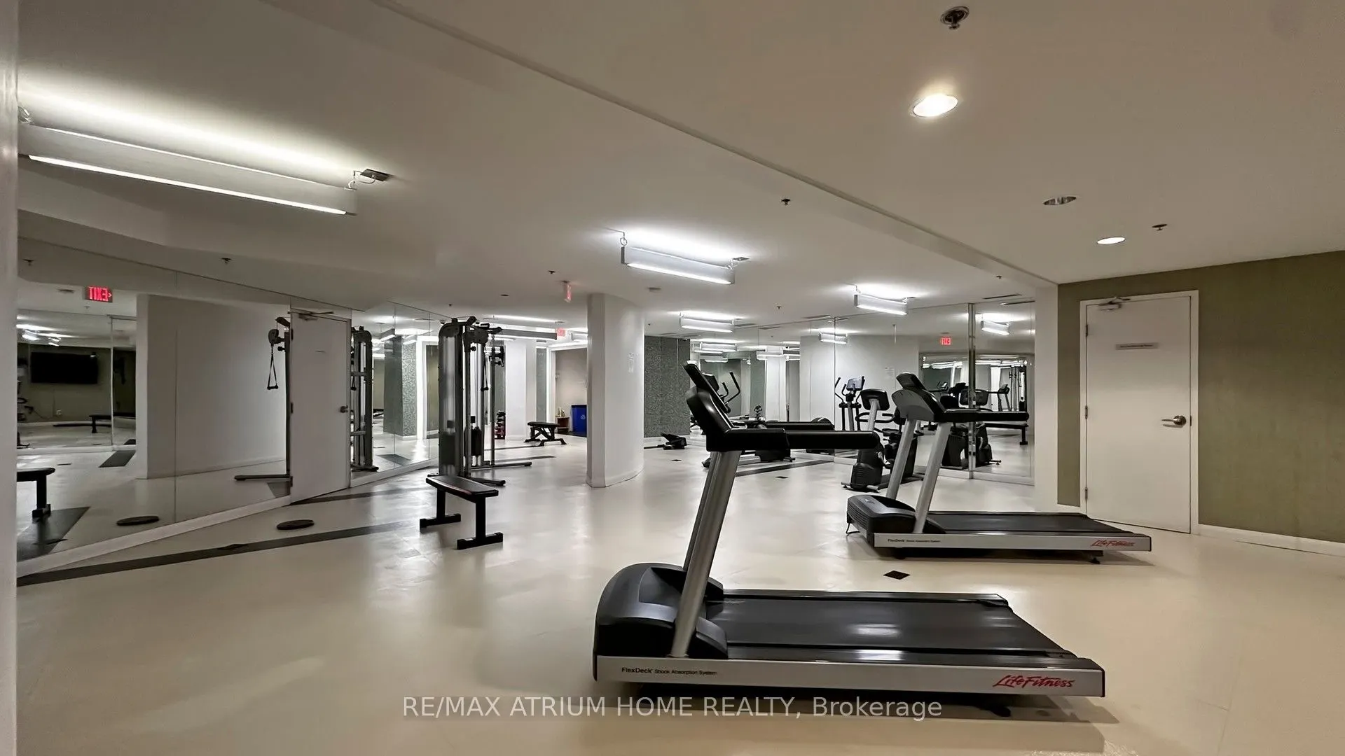 75 Norman Bethune Avenue #904