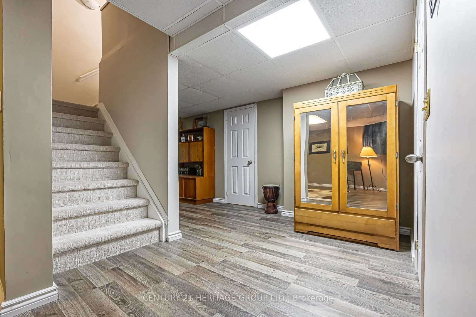 66 Howlett Avenue