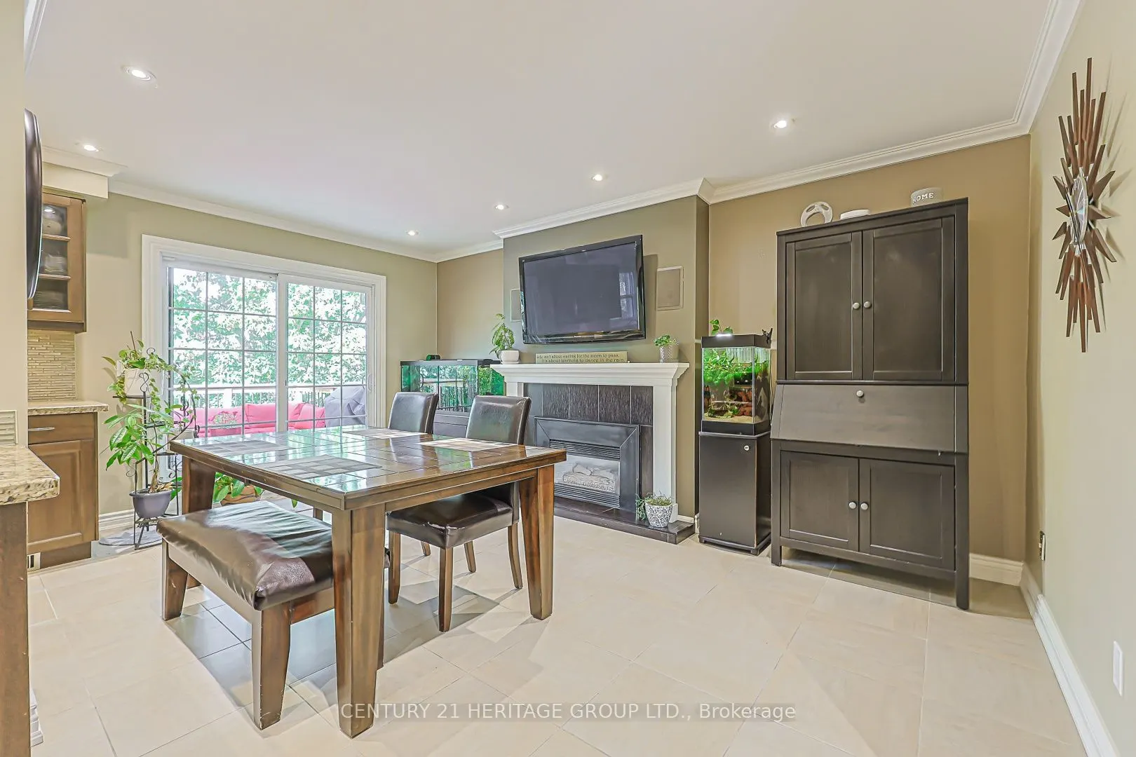 66 Howlett Avenue
