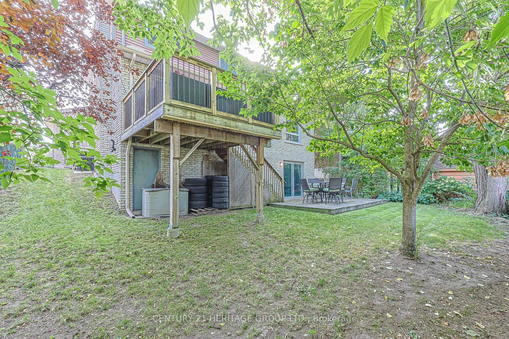 66 Howlett Avenue
