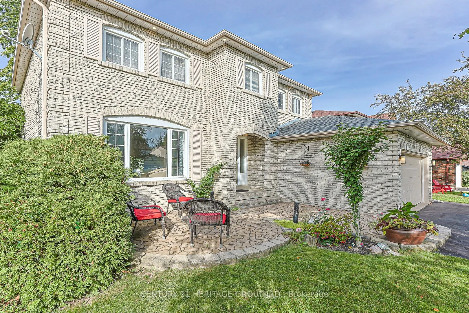 66 Howlett Avenue