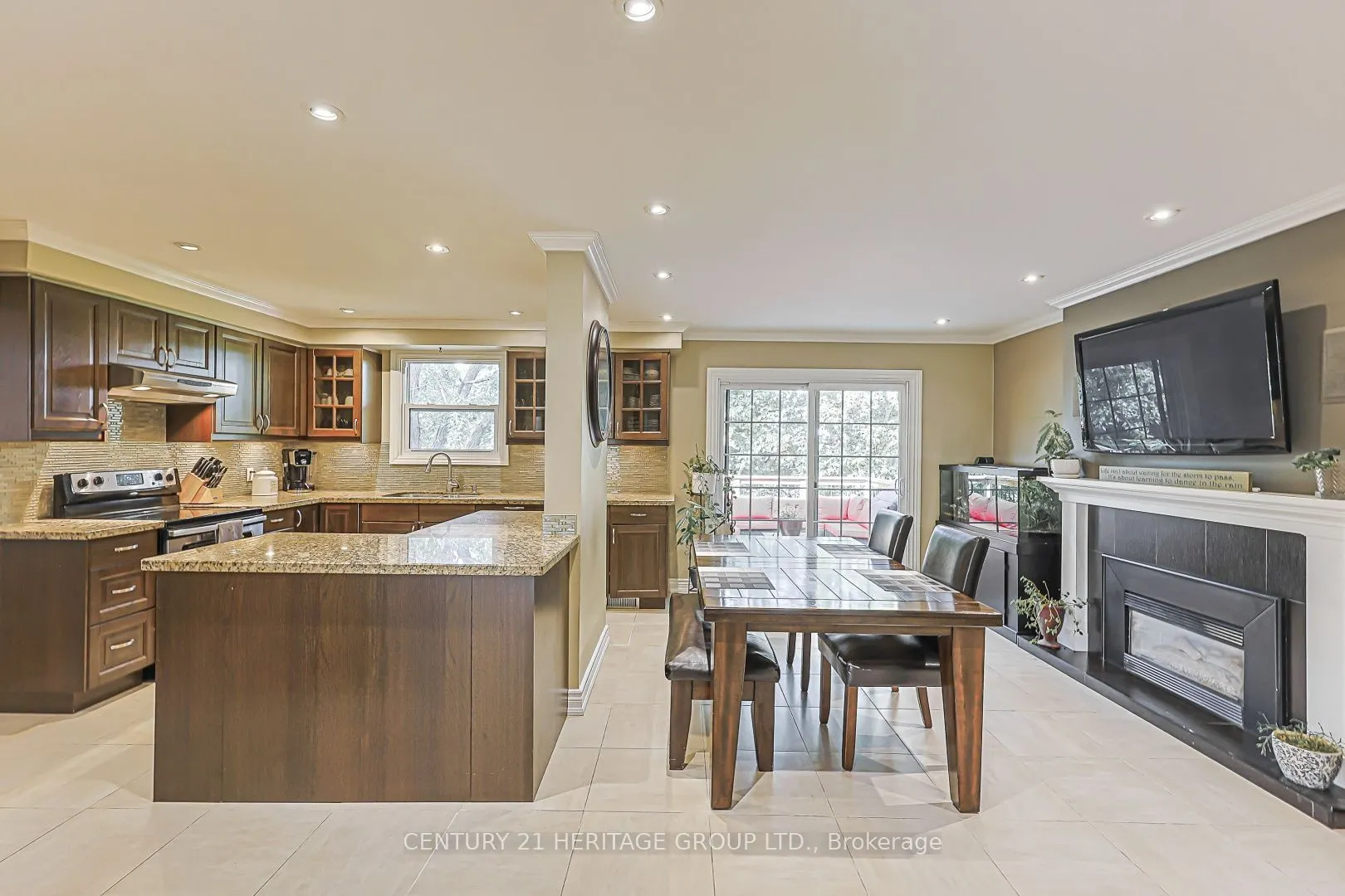 66 Howlett Avenue