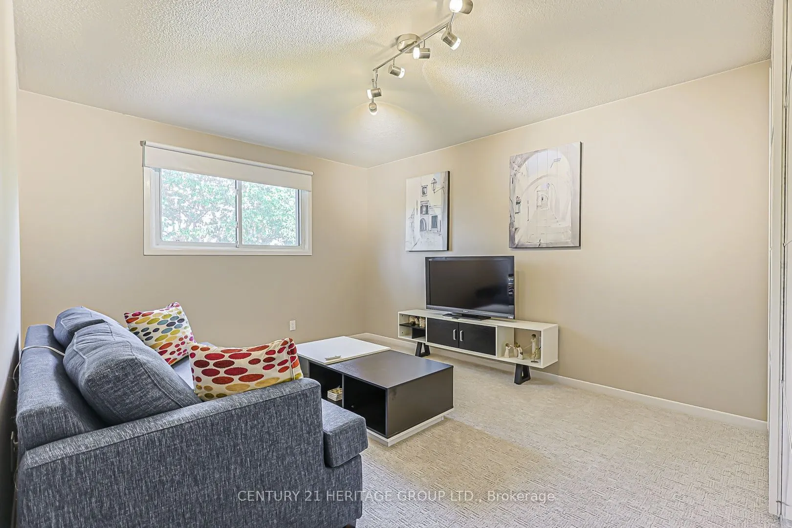 66 Howlett Avenue