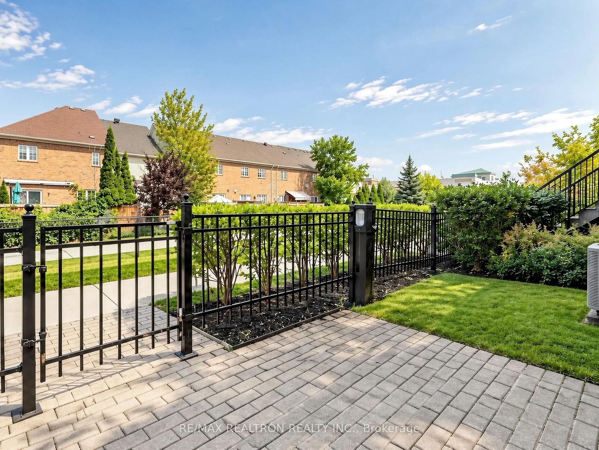 16 Walter Dove Court #6