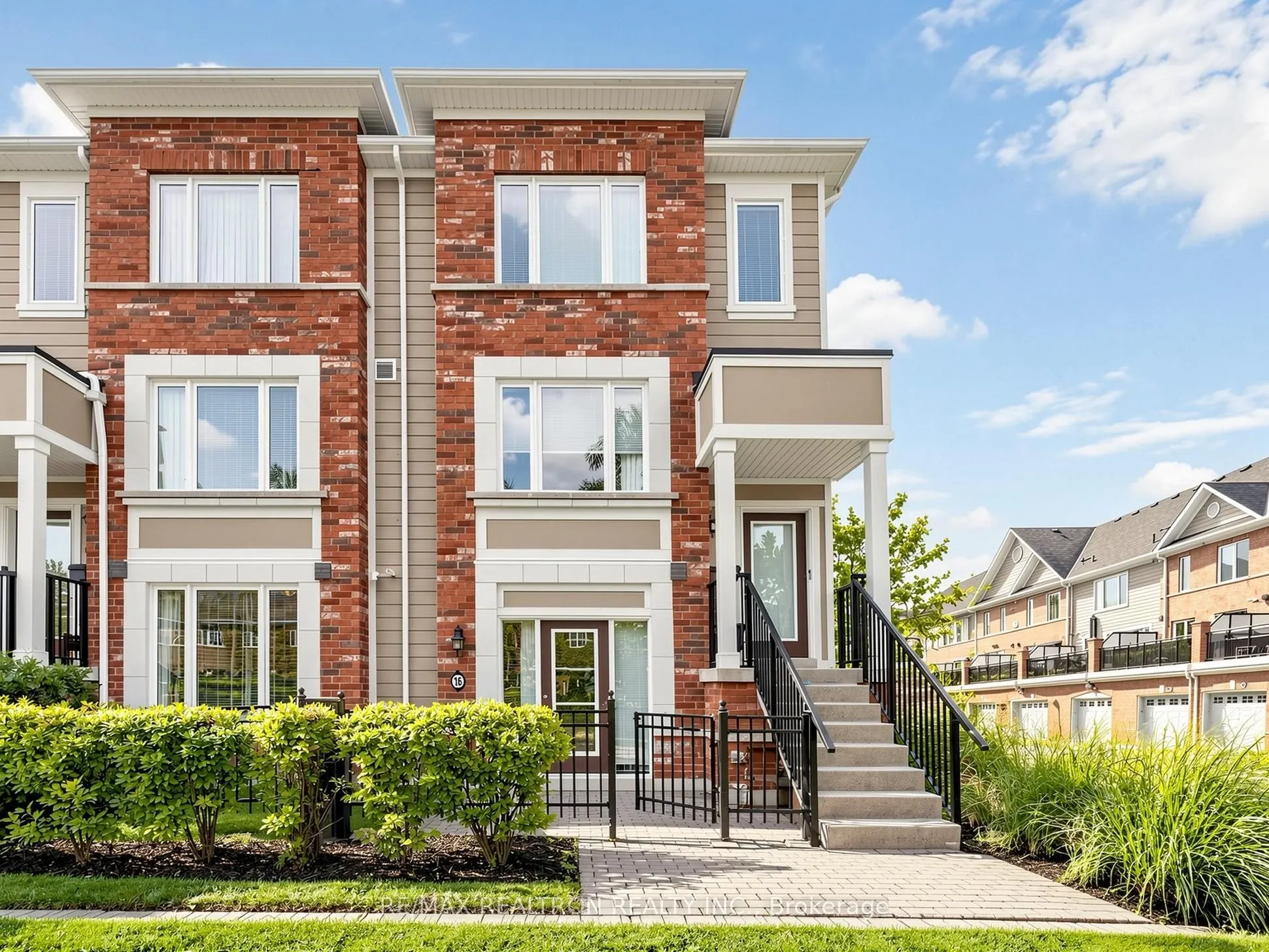 16 Walter Dove Court #6