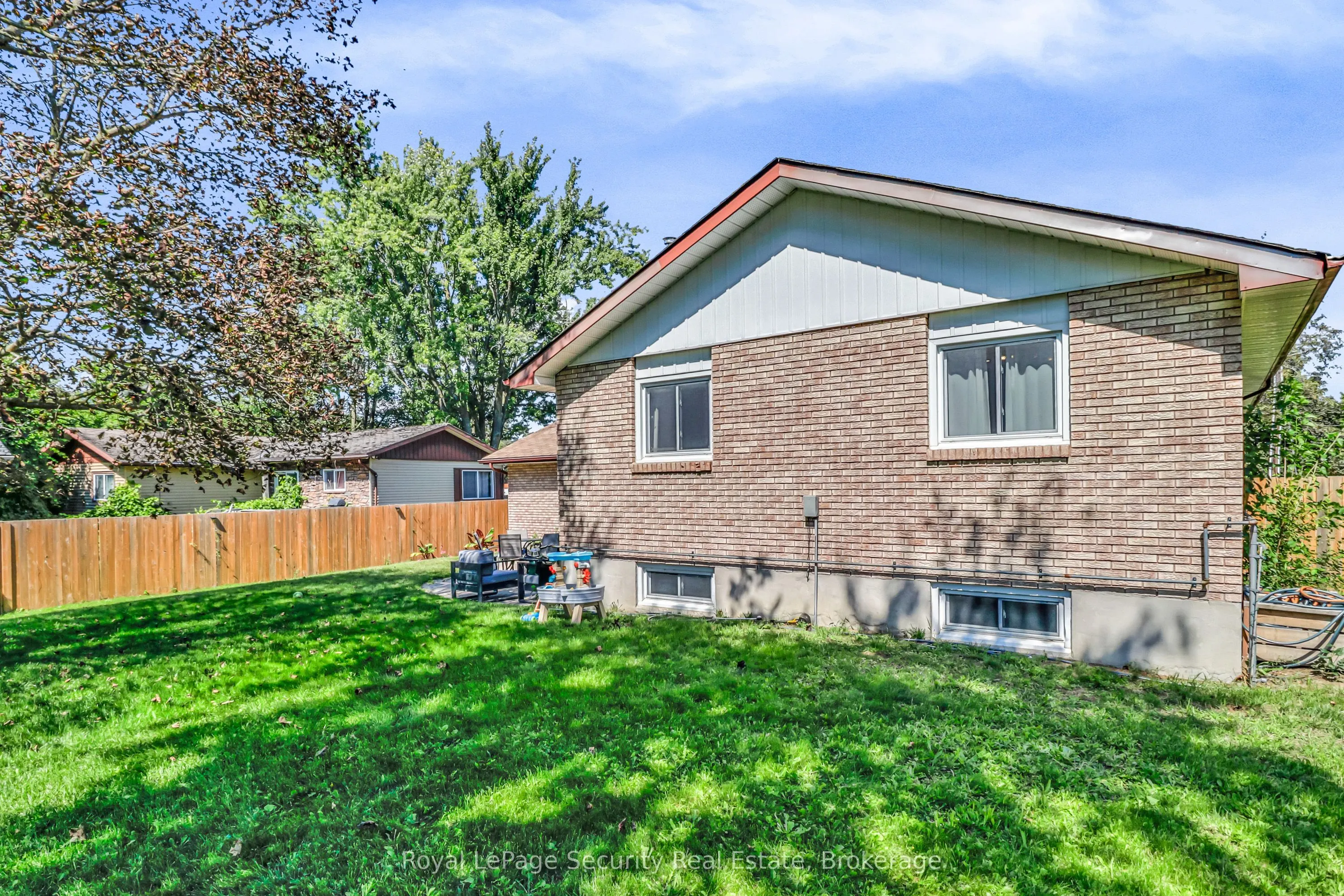 1045 Lebanon Drive