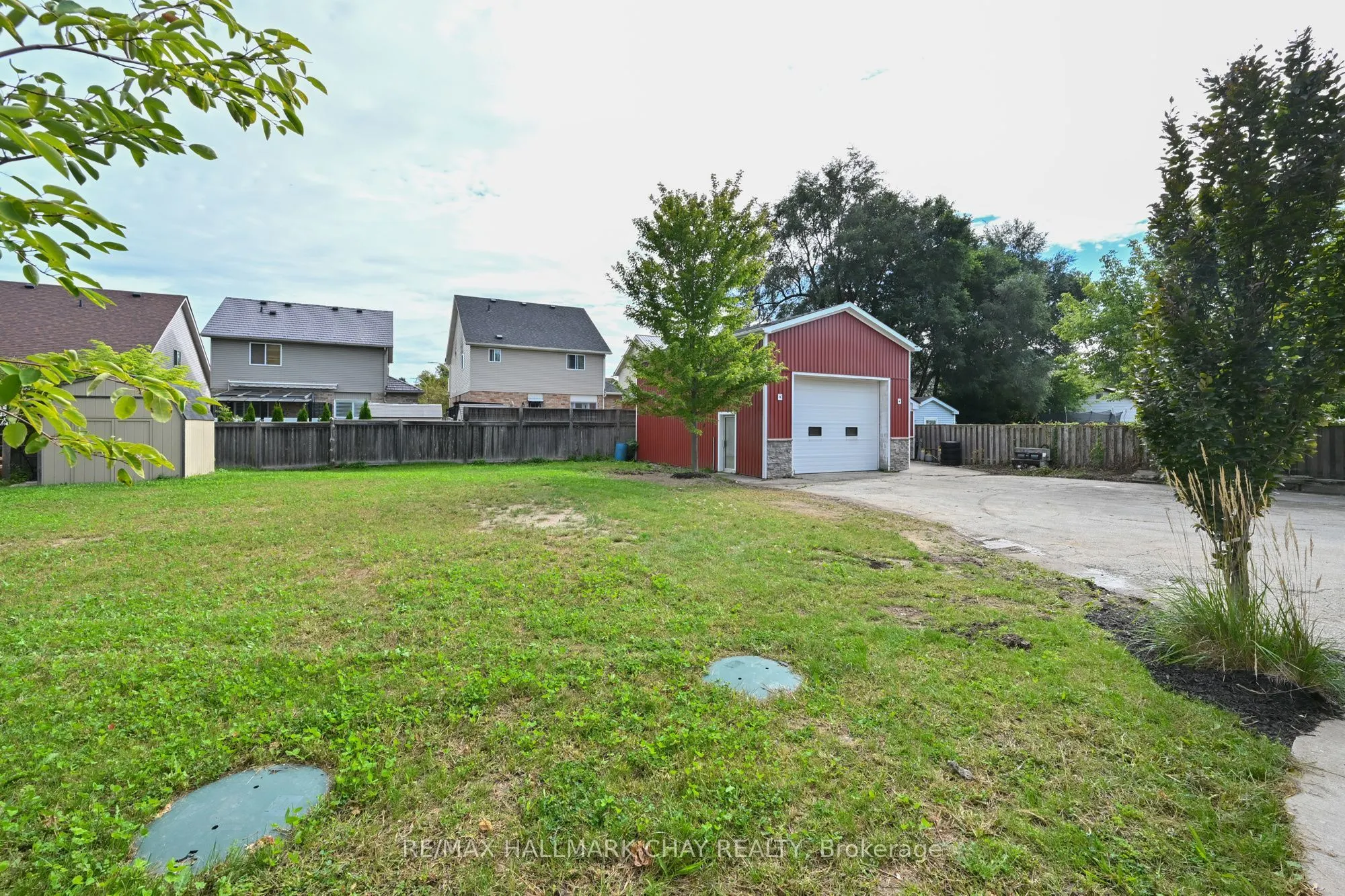 295 King Street N