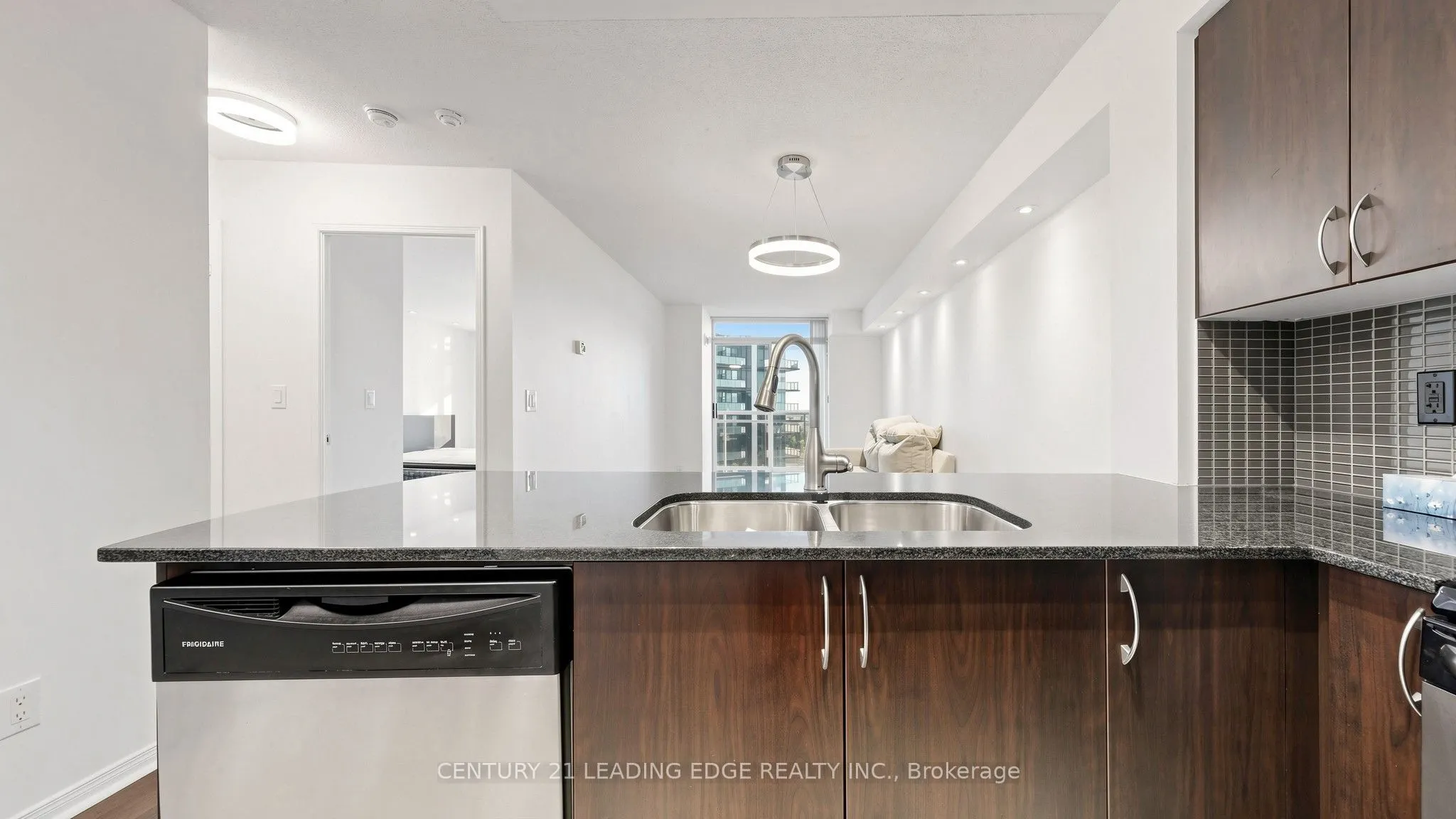 75 King William Crescent #LPH5