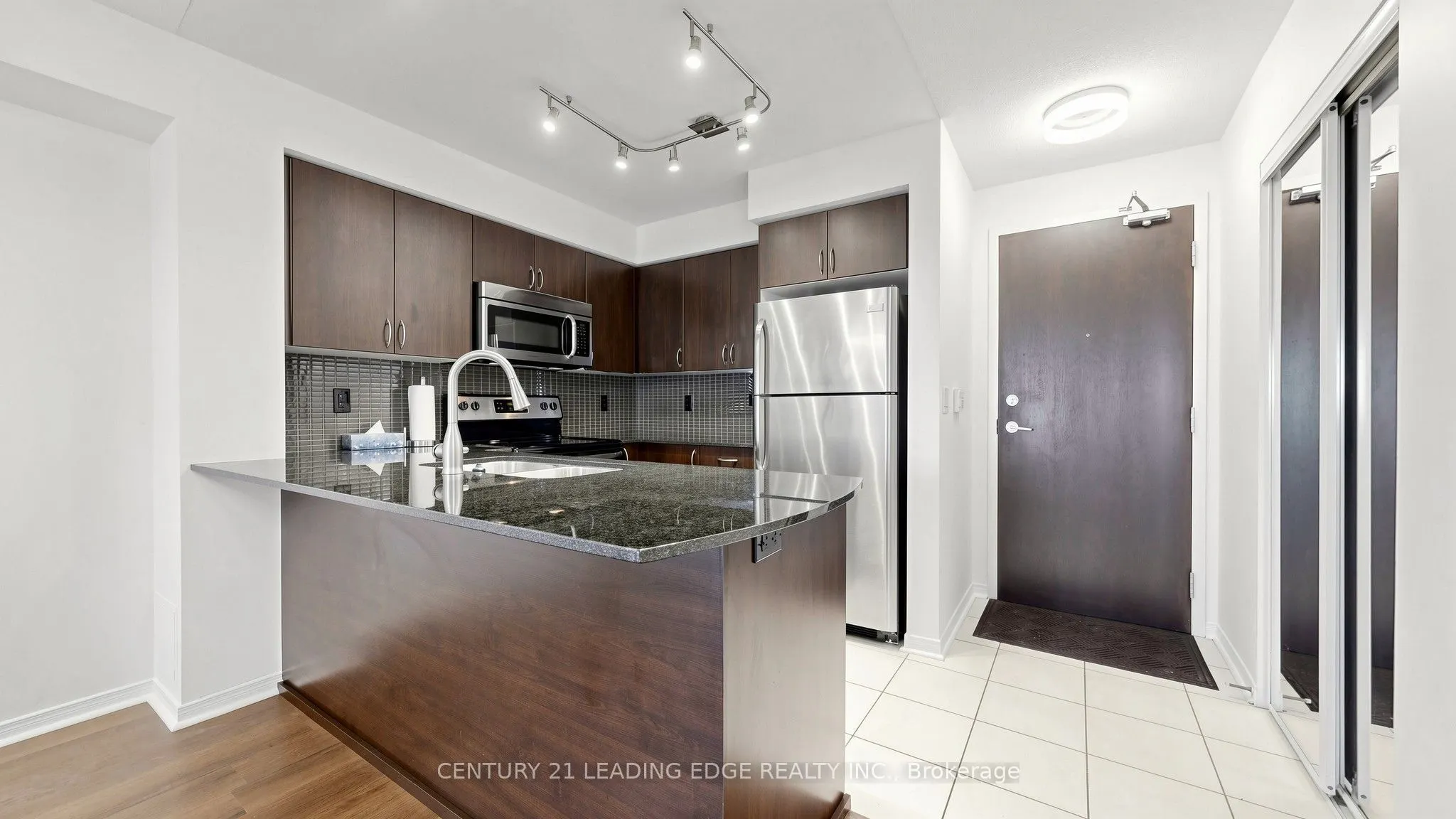 75 King William Crescent #LPH5