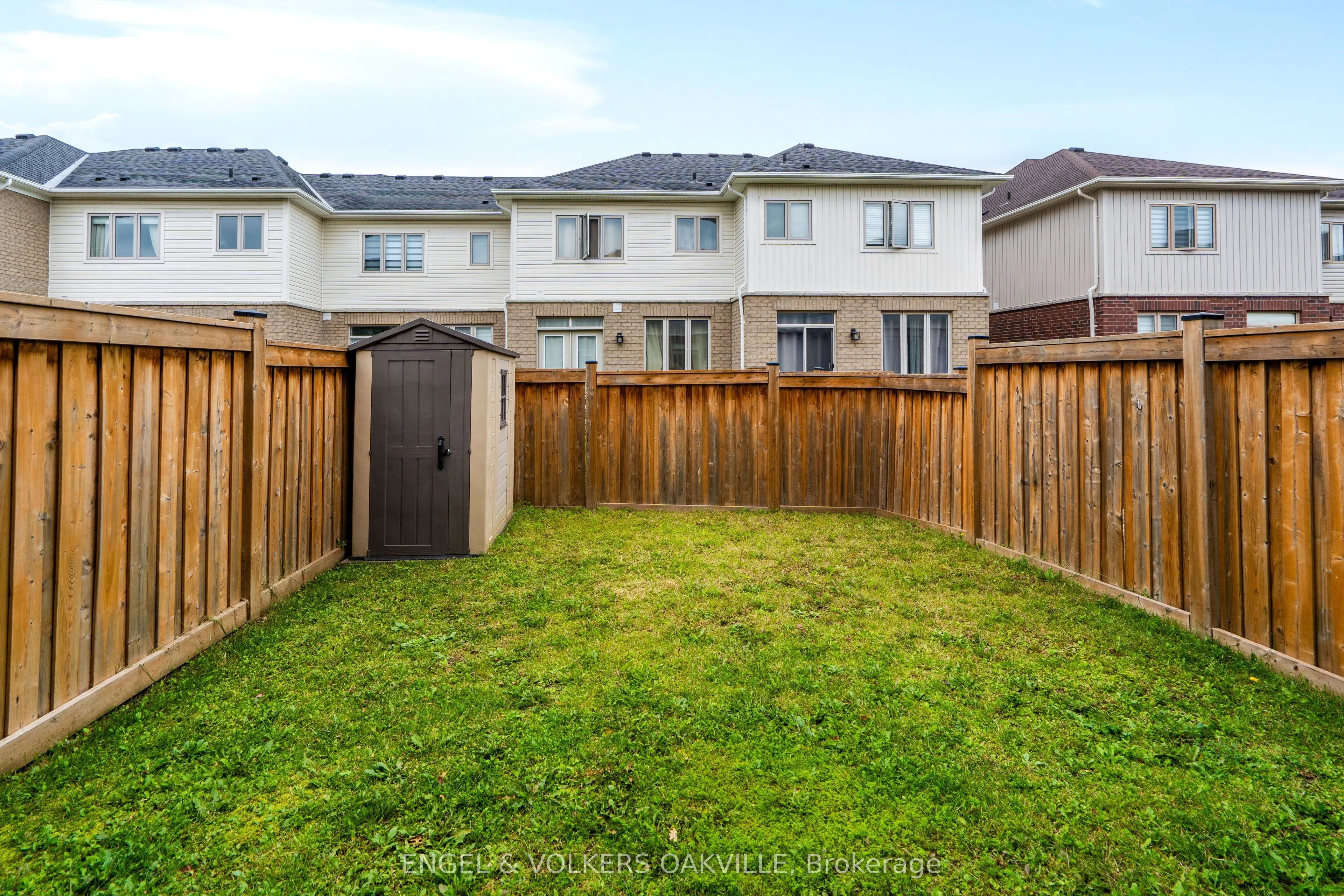44 Clifford Crescent