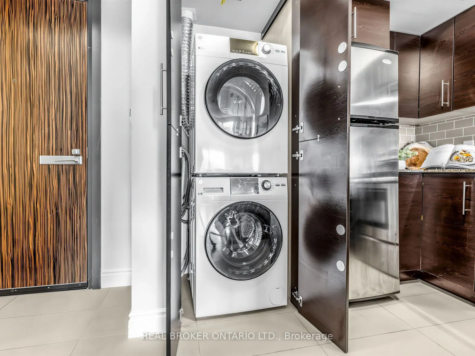 233 South Park Road #1012
