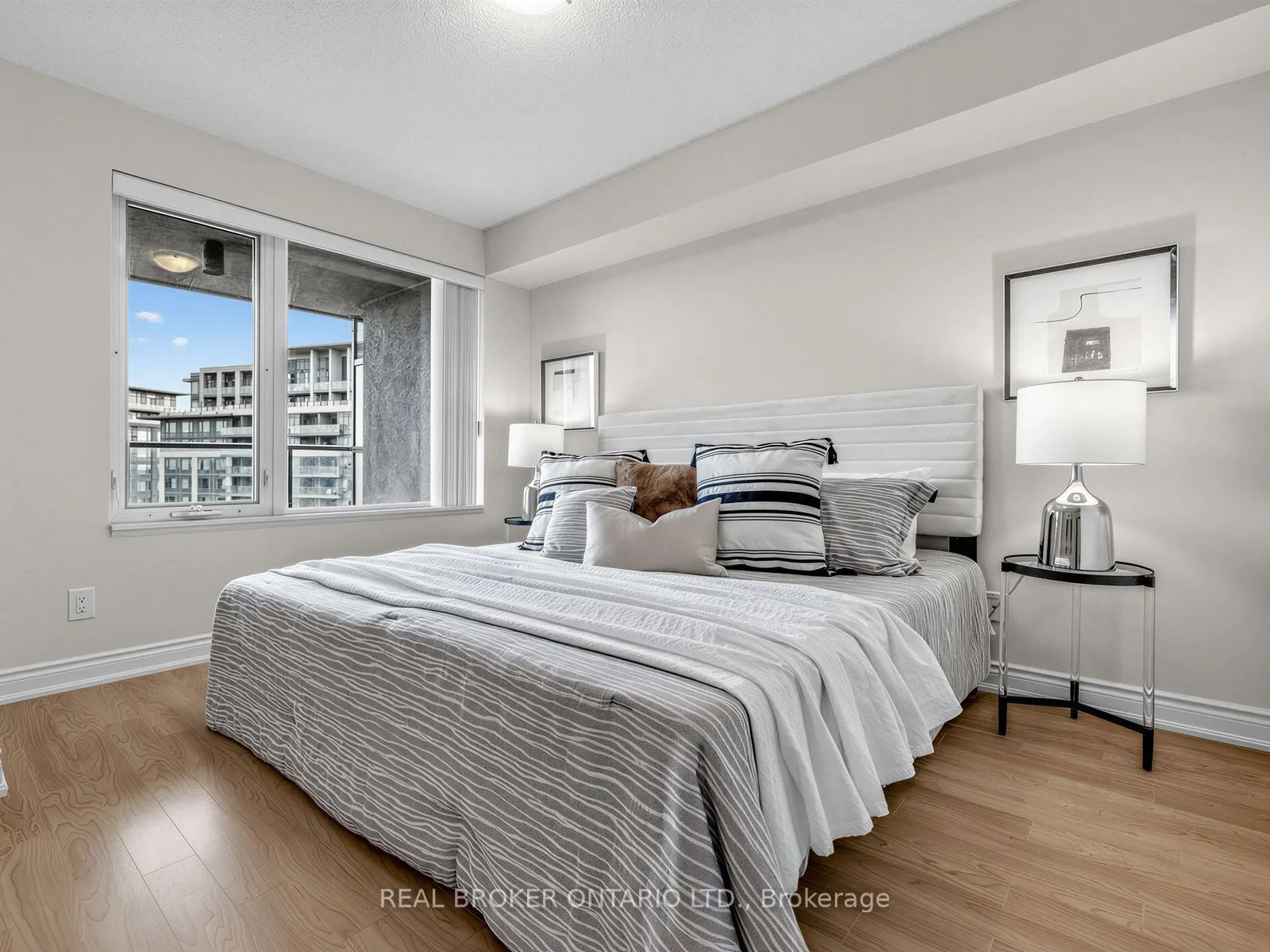233 South Park Road #1012