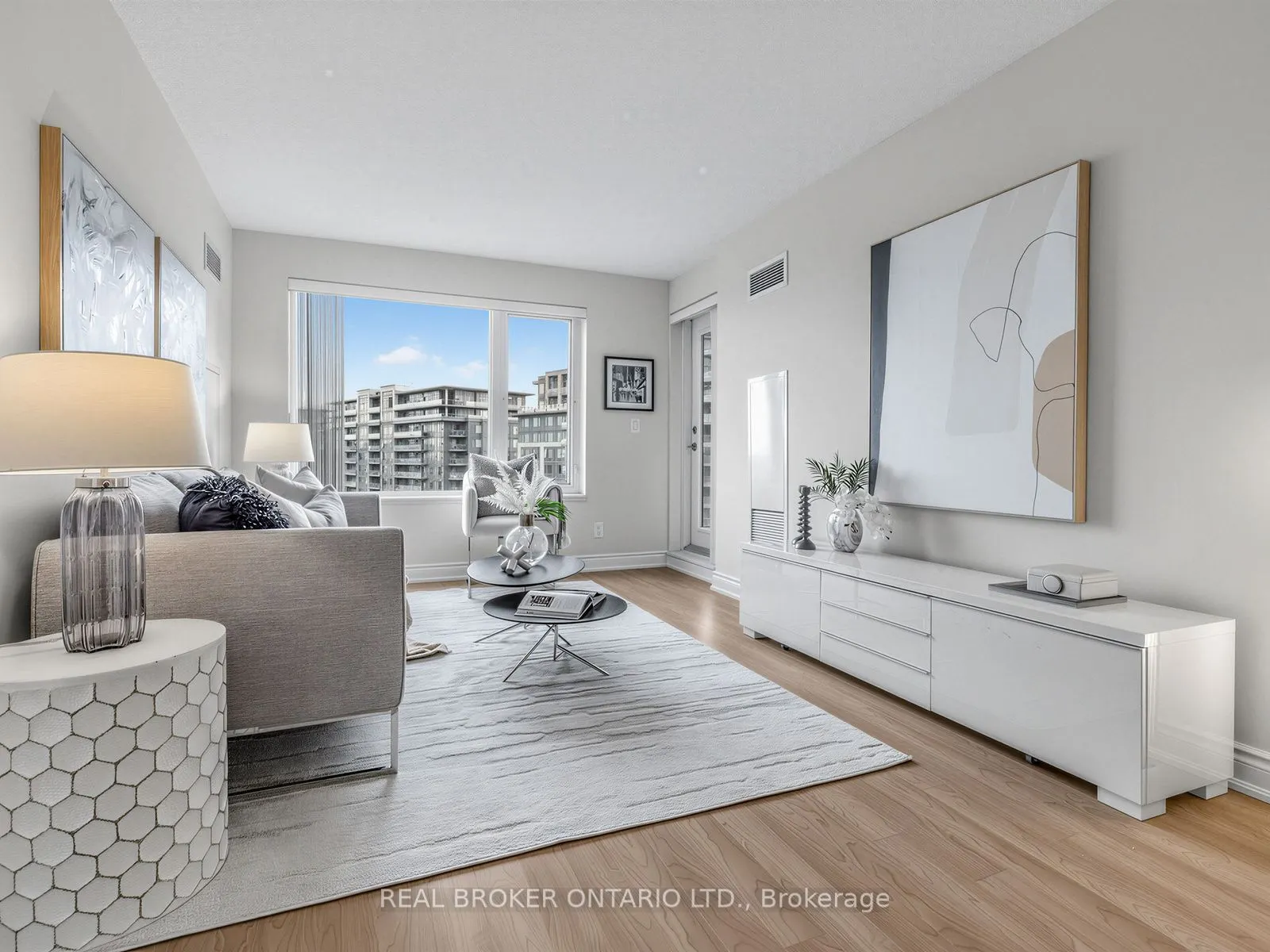233 South Park Road #1012