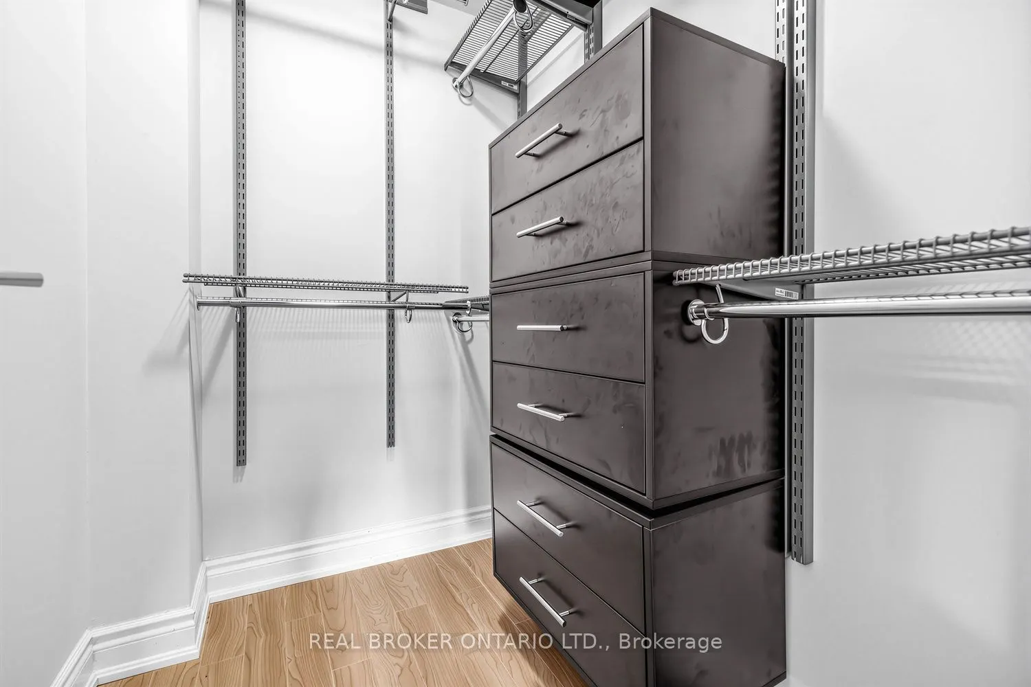 233 South Park Road #1012