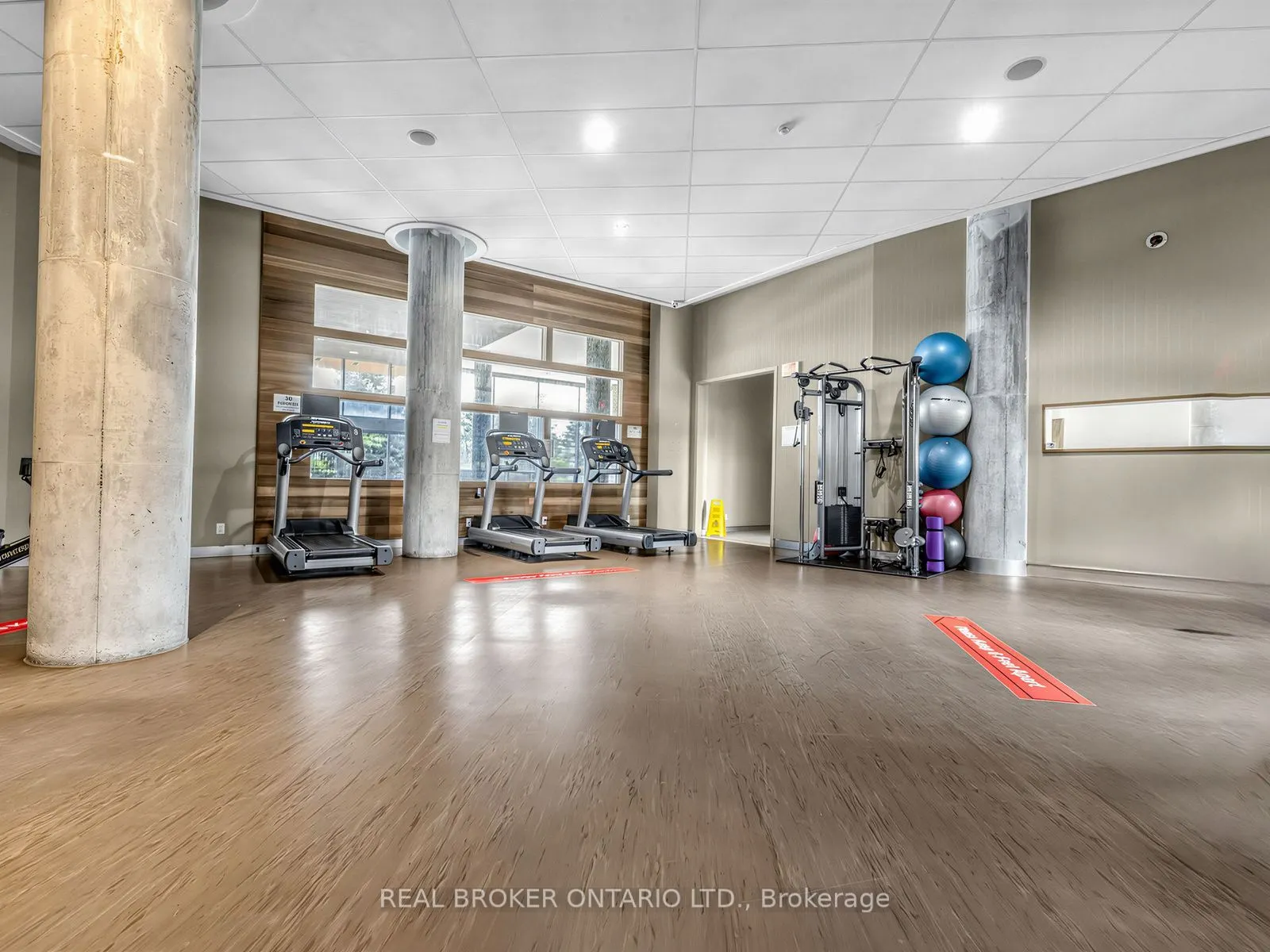 233 South Park Road #1012