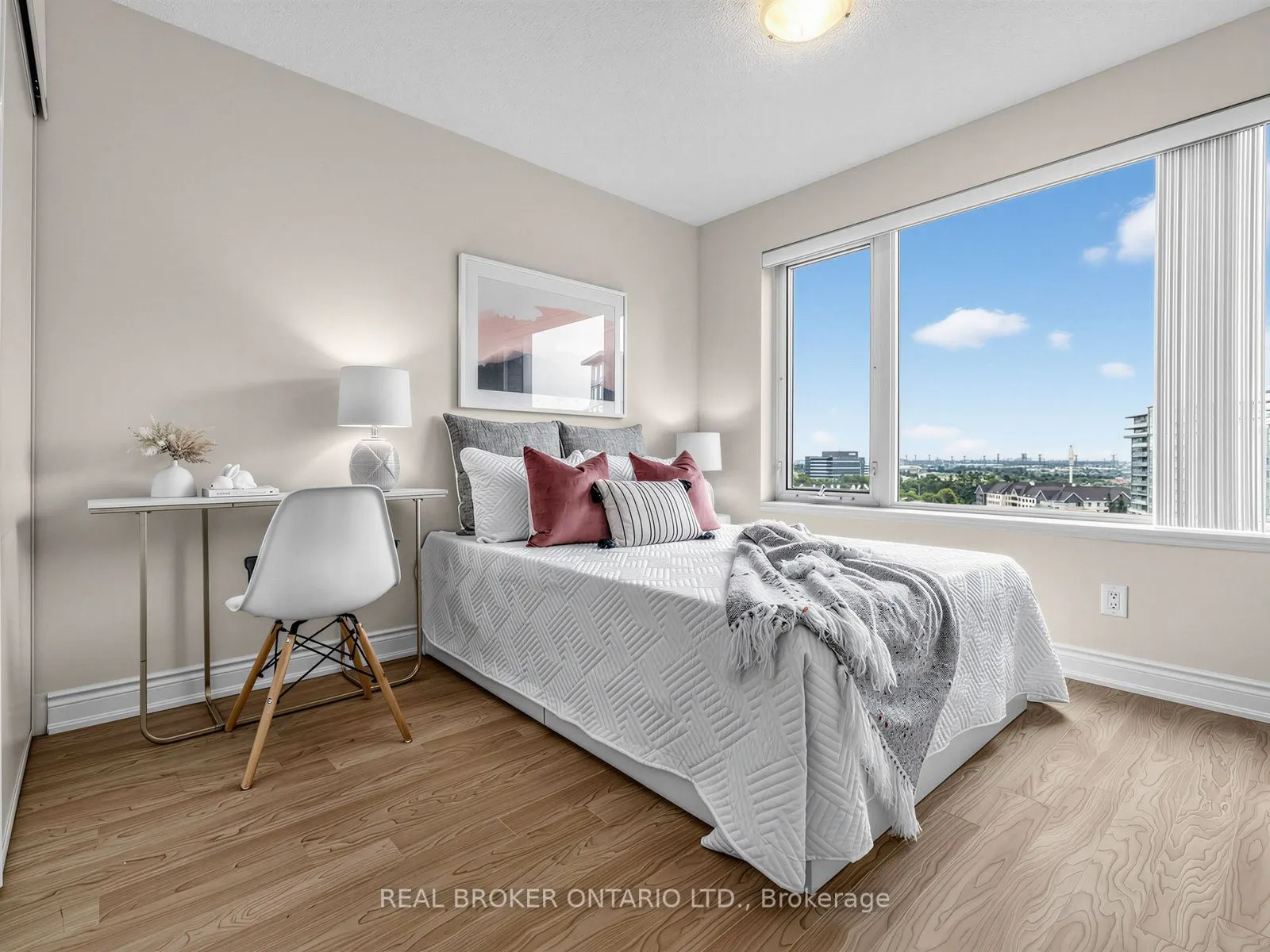 233 South Park Road #1012