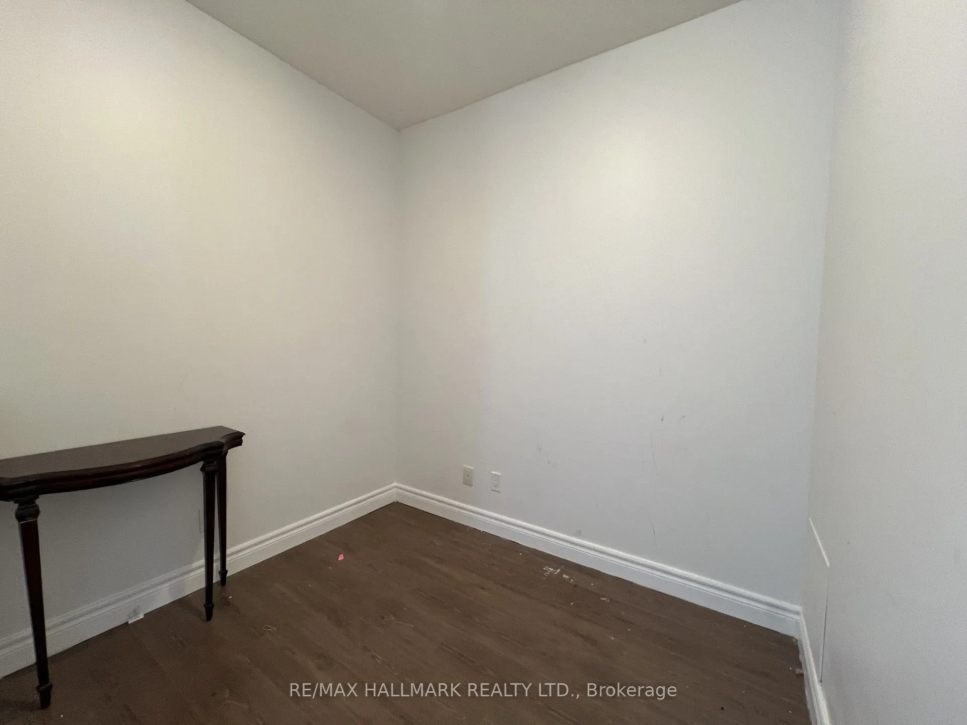 99 South Town Centre Boulevard #815