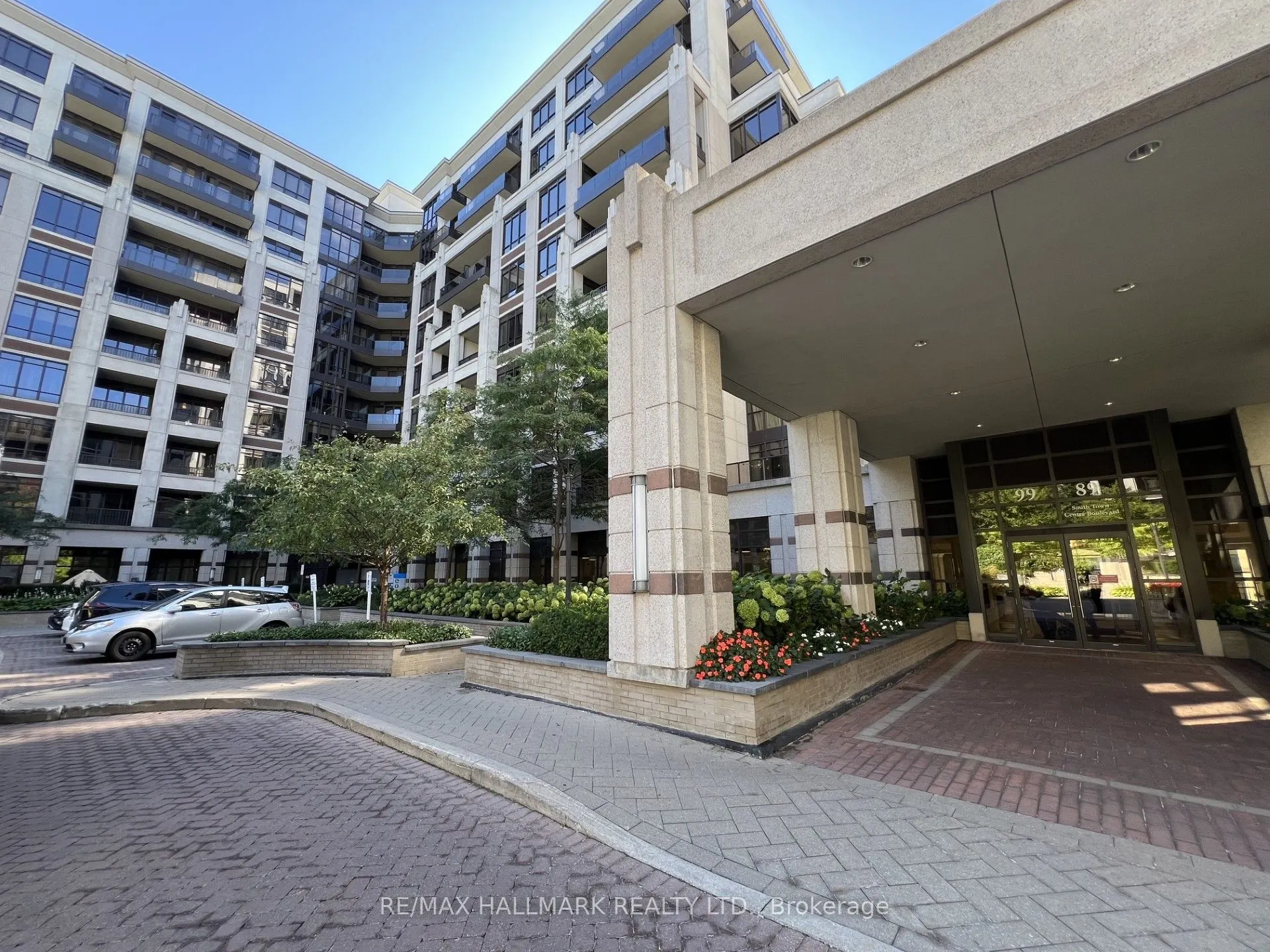 99 South Town Centre Boulevard #815
