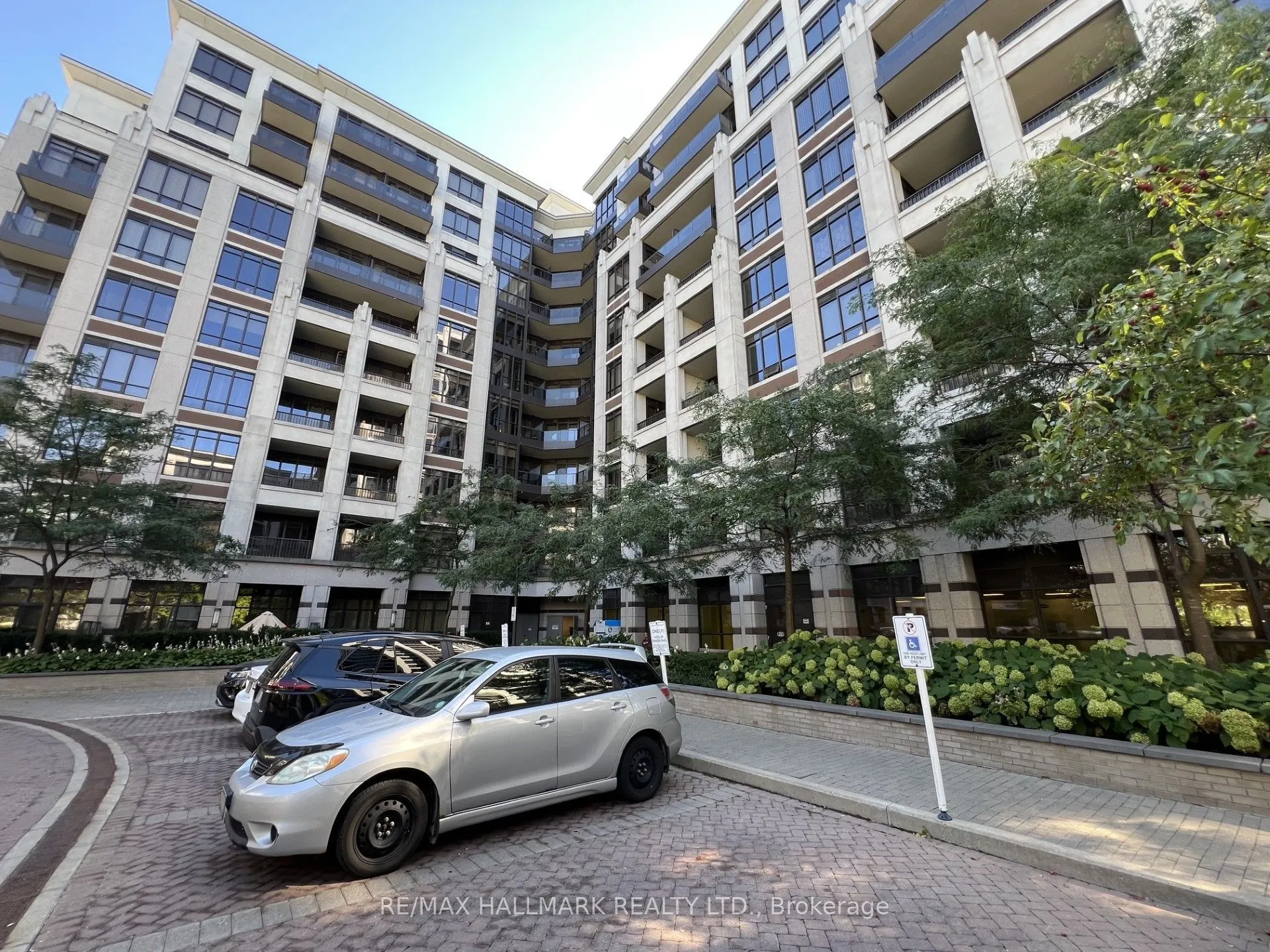 99 South Town Centre Boulevard #815