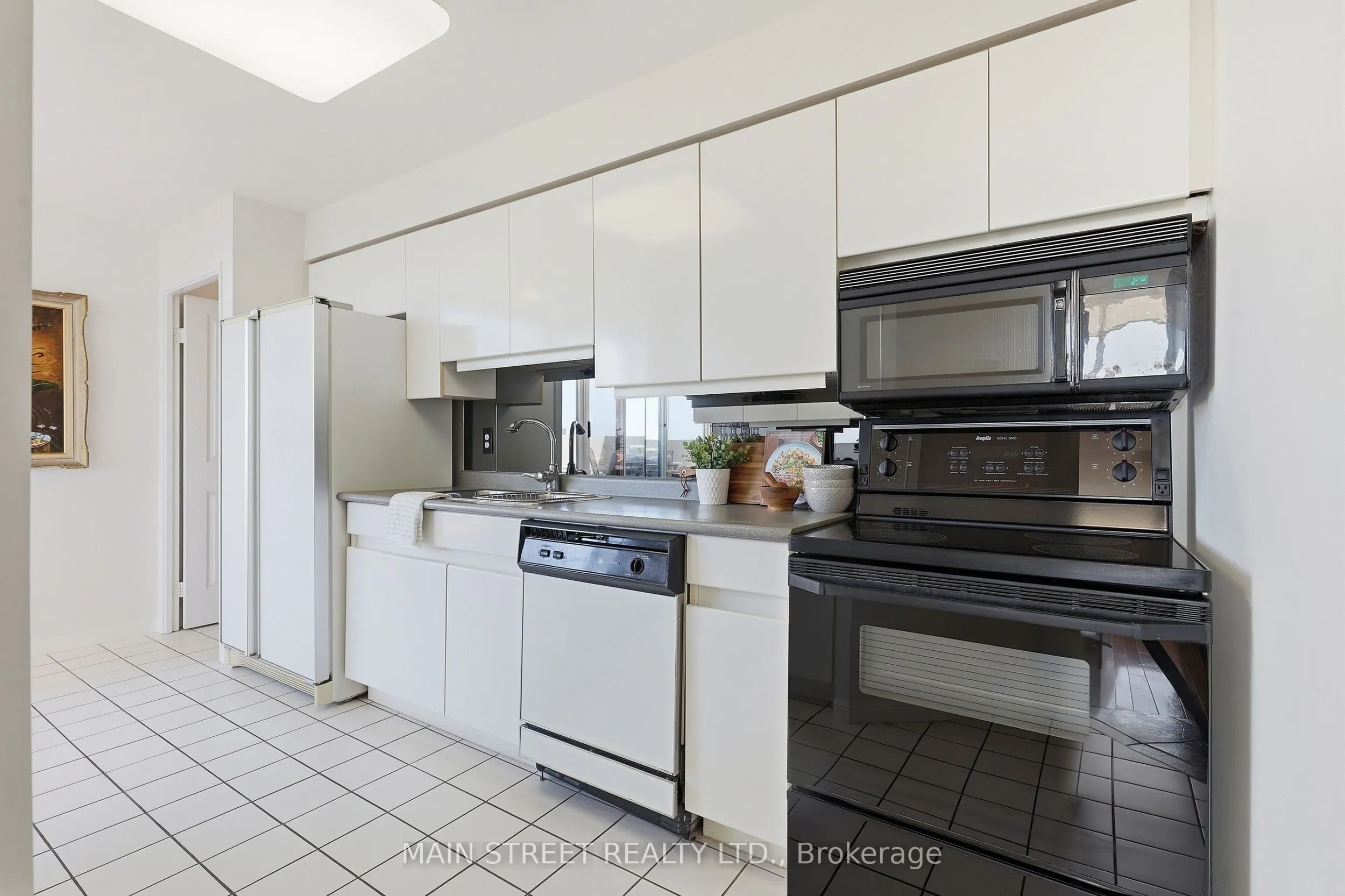 110 Promenade Circle #1705