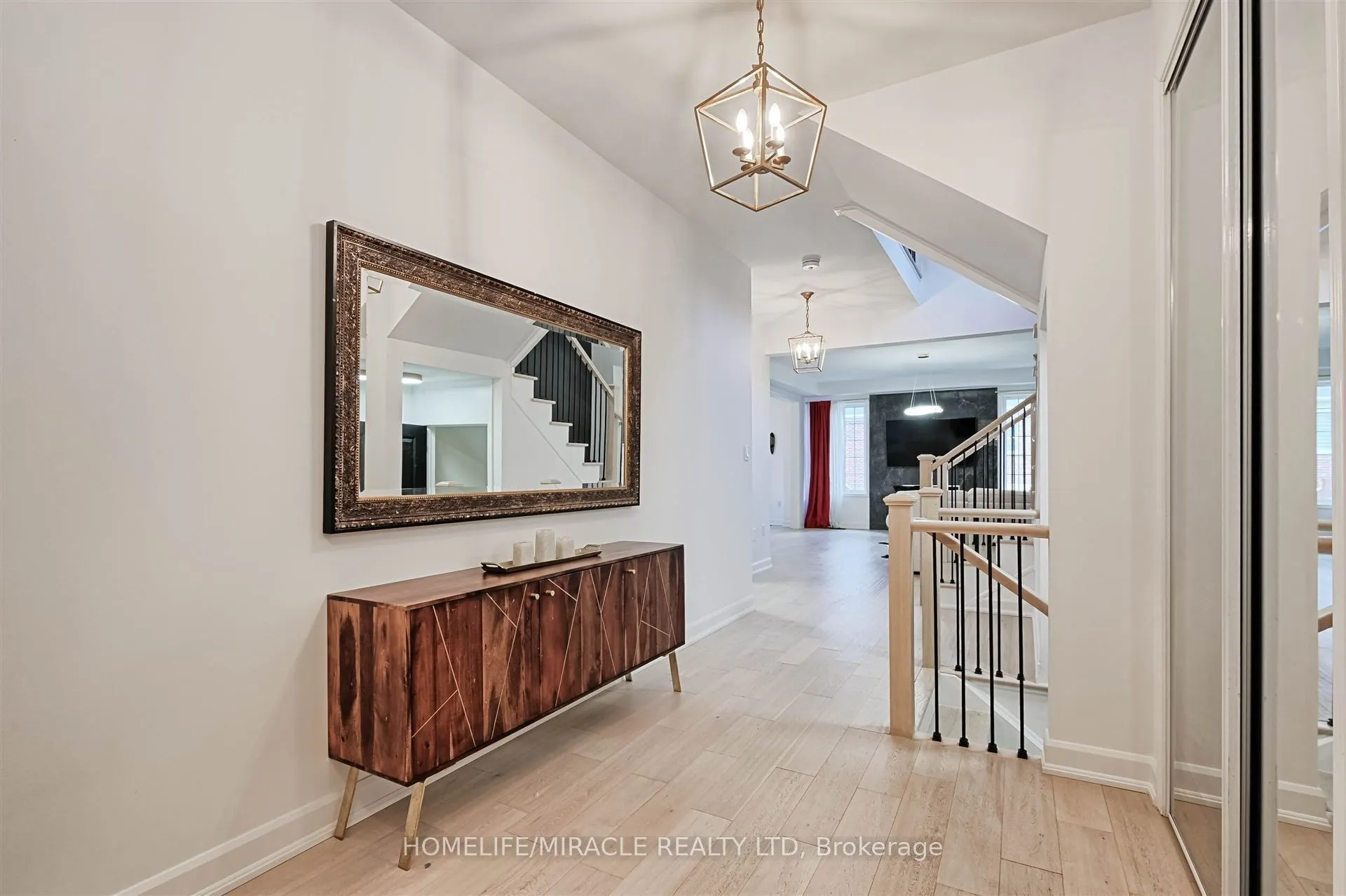 50 Chorus Crescent