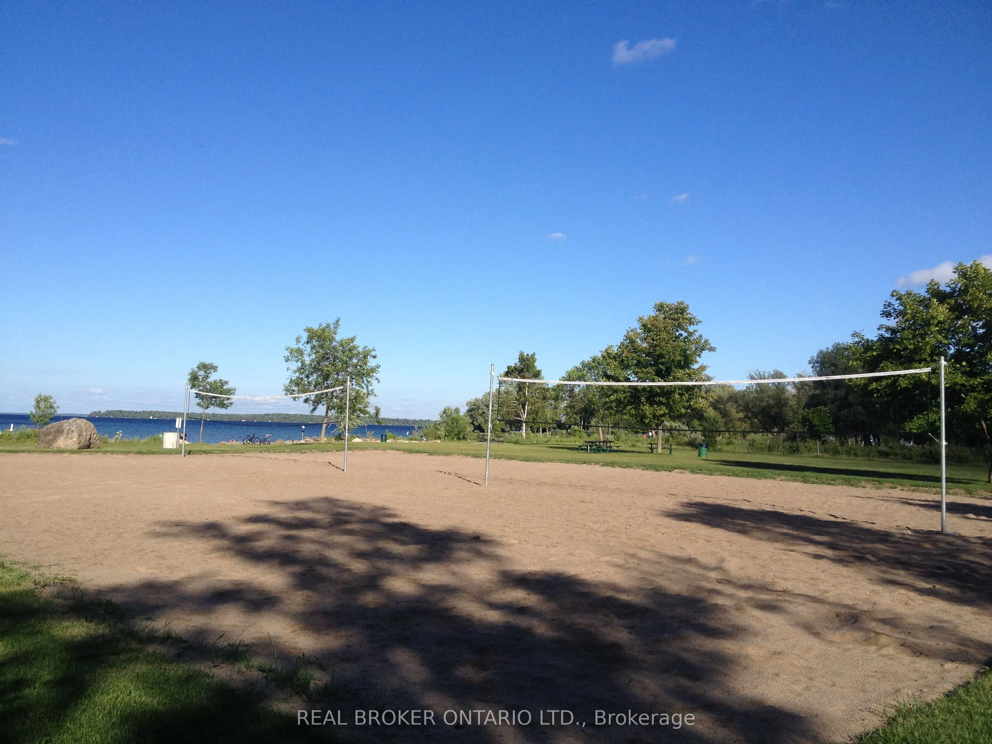 761 Innisfil Beach Road