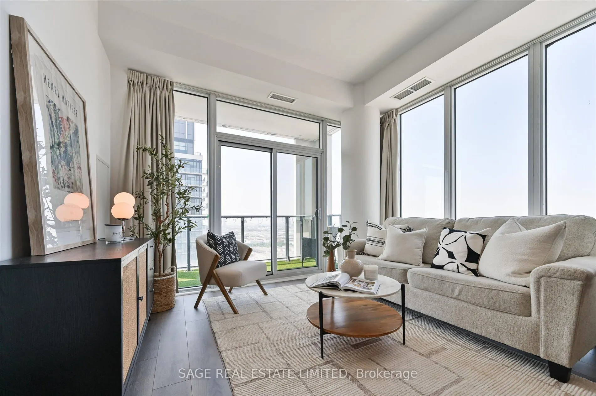 9000 Jane Street #2518