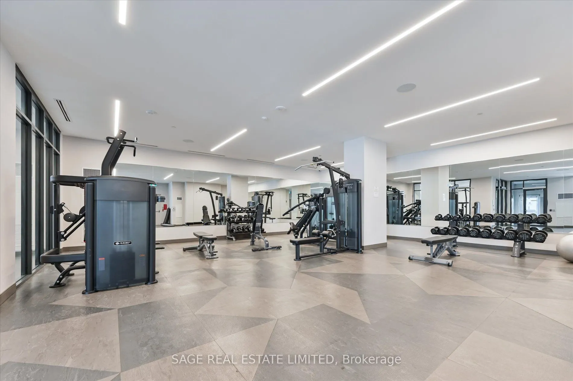 9000 Jane Street #2518