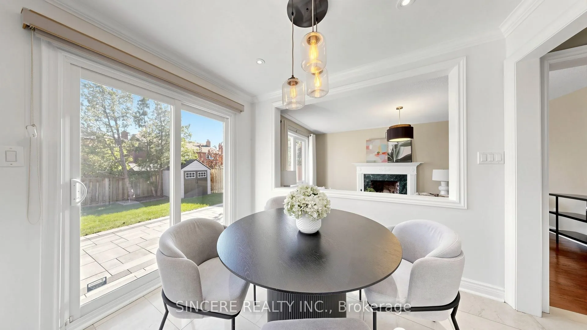 25 Ridgefield Crescent