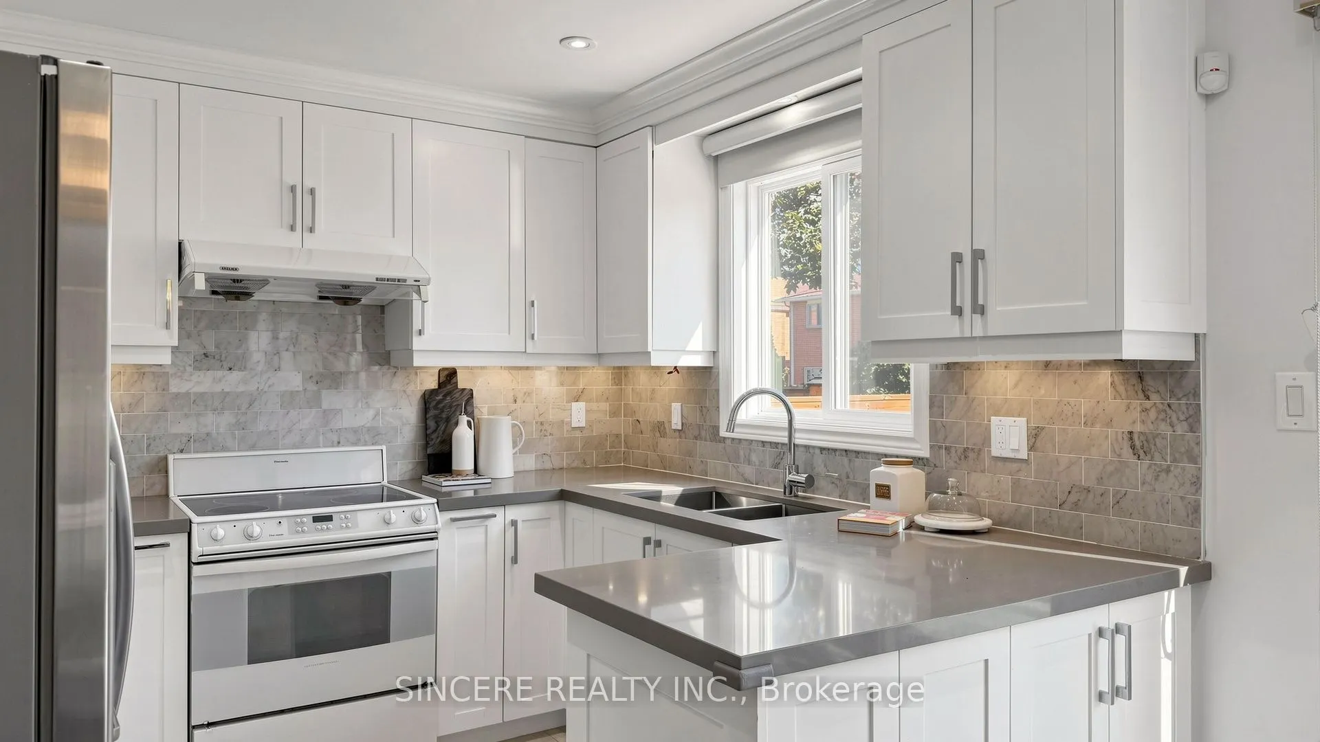 25 Ridgefield Crescent